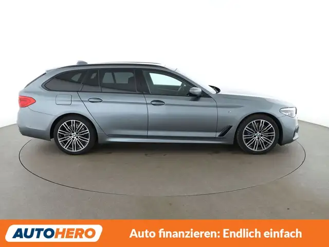 BMW 5 Series view 7