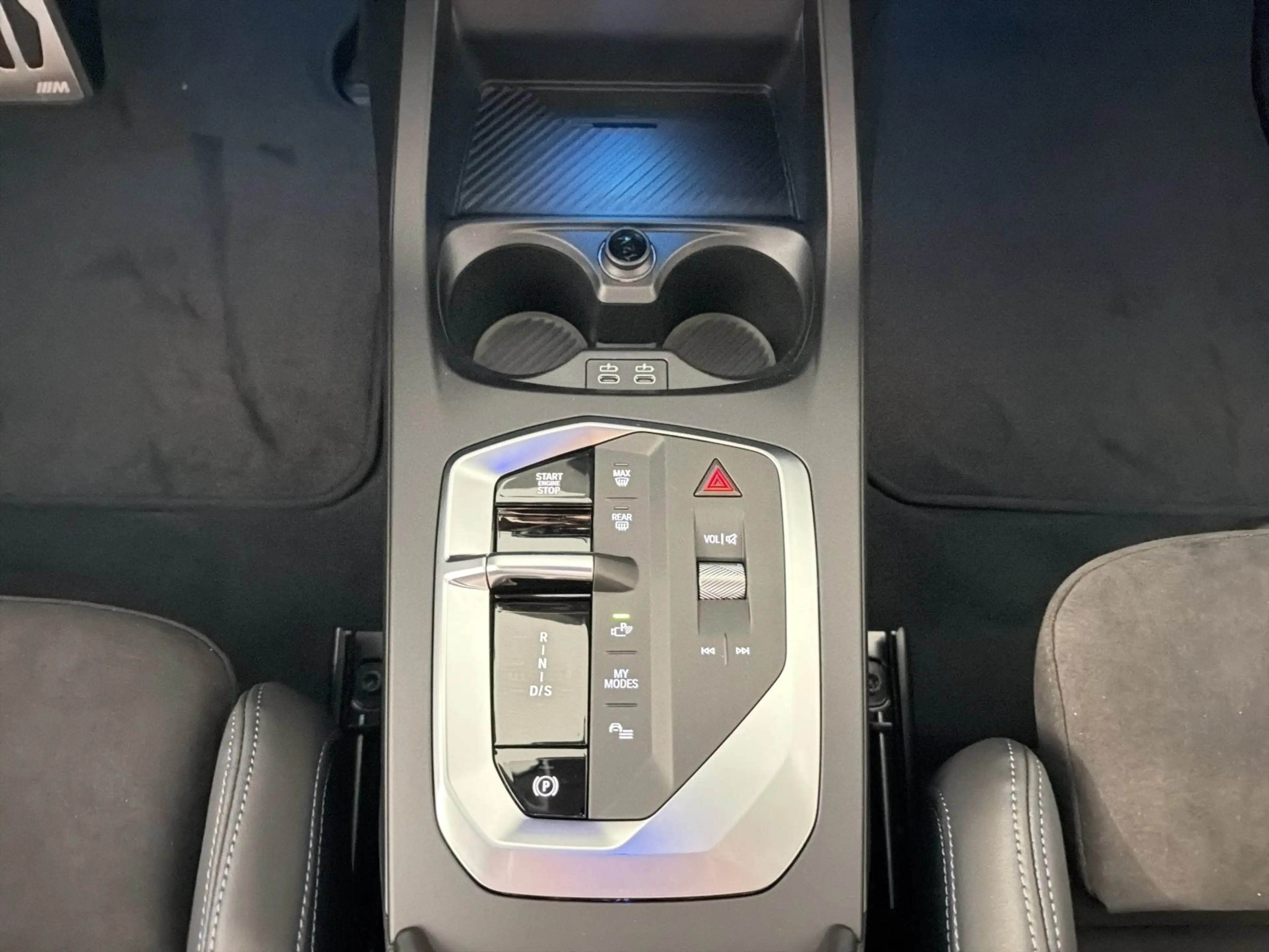 BMW 235 M235 xDrive 360° HEAD-UP RFK HIFI LENKRADHZ LED — photo 13