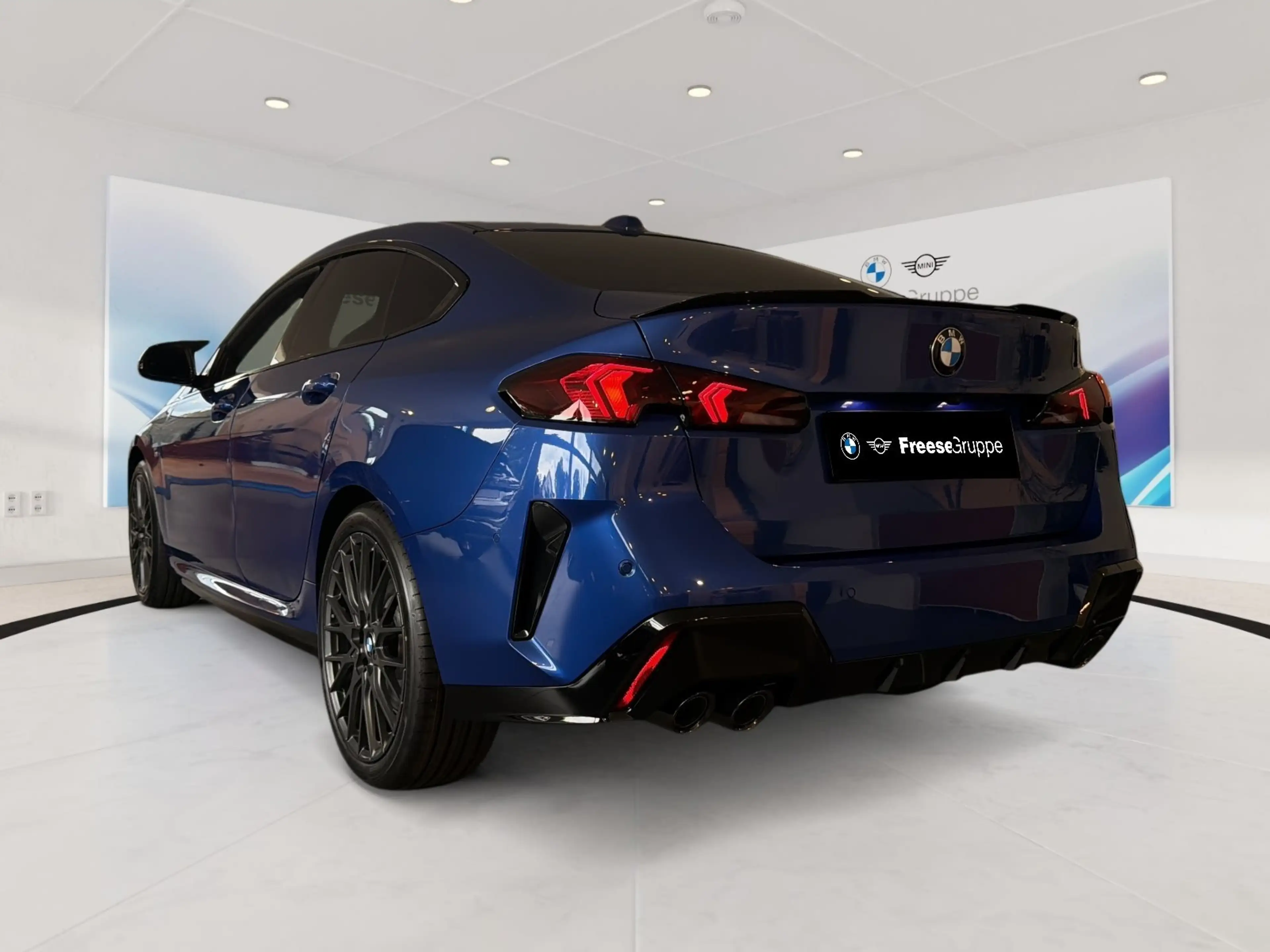 BMW 235 M235 xDrive 360° HEAD-UP RFK HIFI LENKRADHZ LED — photo 4