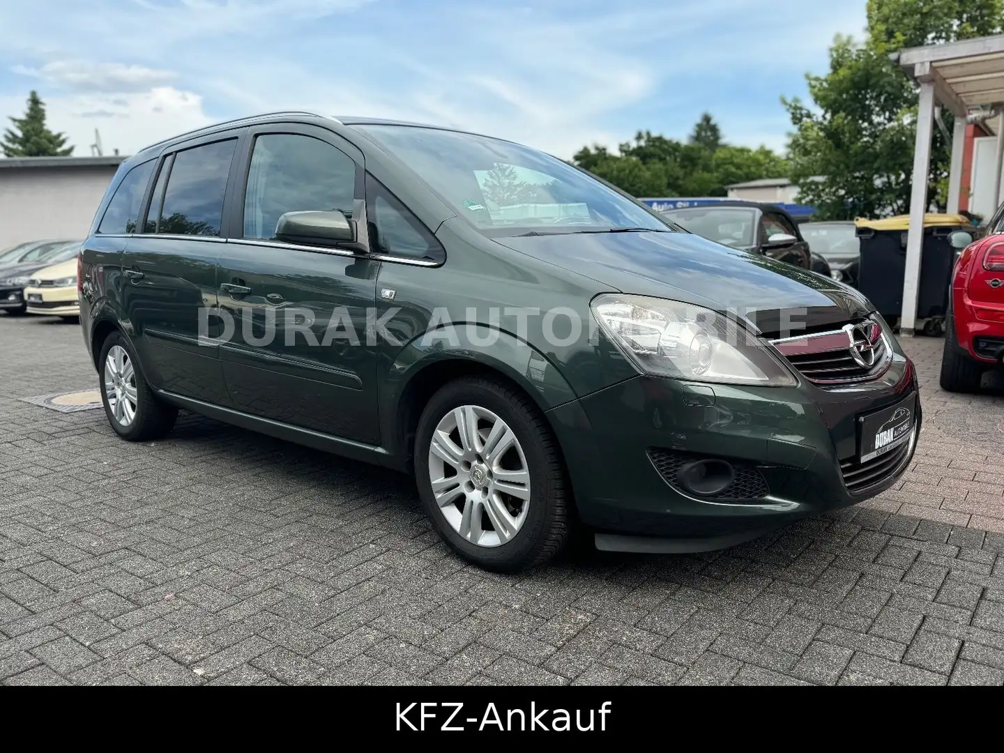 Opel Zafira B Innovation "110 Jahre" / 7.Sitzer Vert - 2
