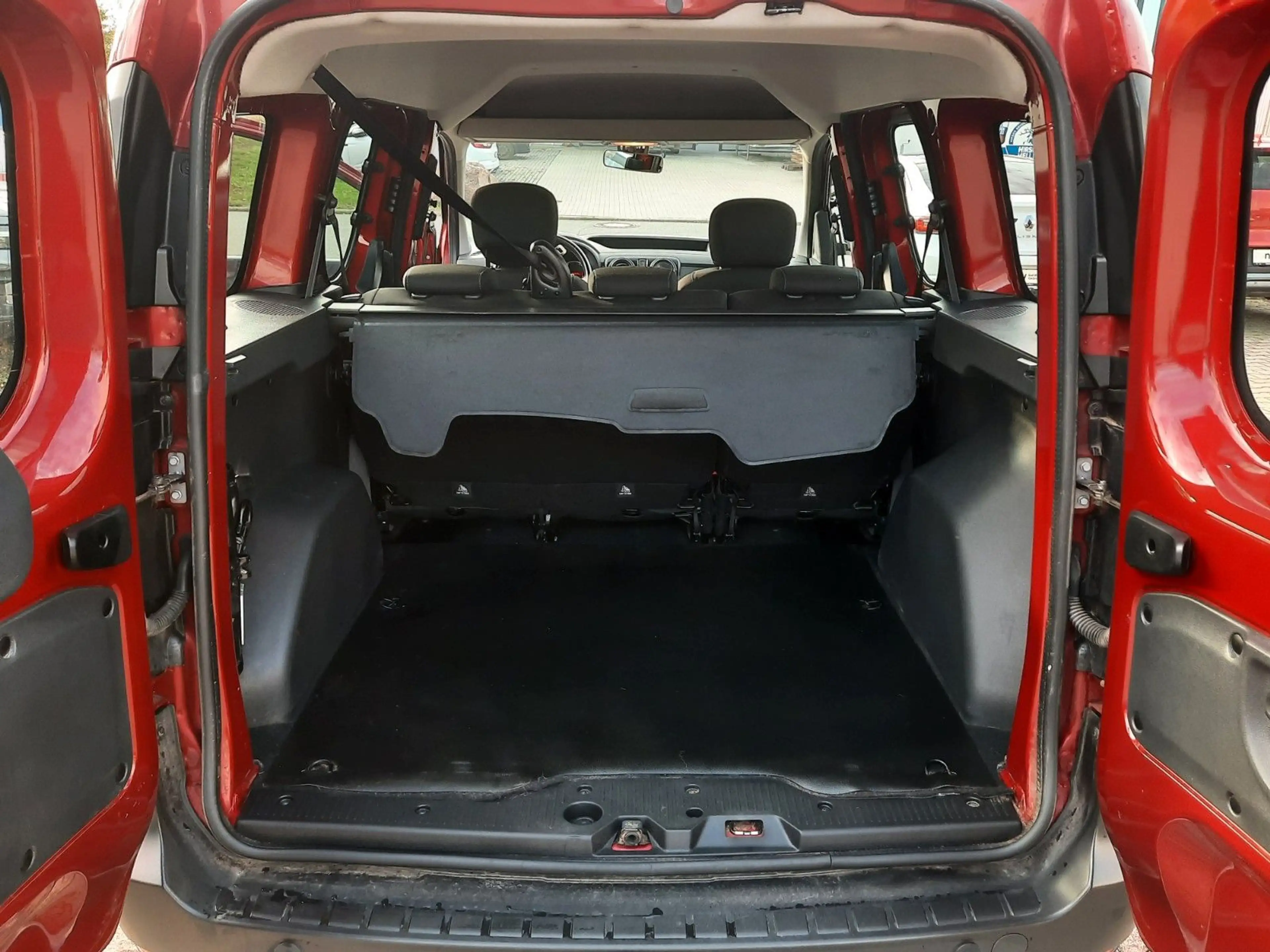 Dacia Dokker Stepway Plus 1.3 TCe 130 — photo 10