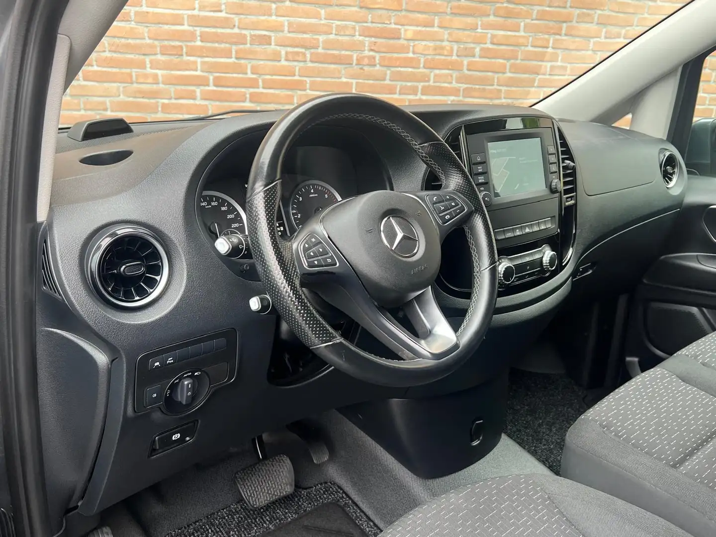 Mercedes-Benz Vito 116CDI 164PK Lang 9G-Tronic / Carplay / LED / Tops Grijs - 2