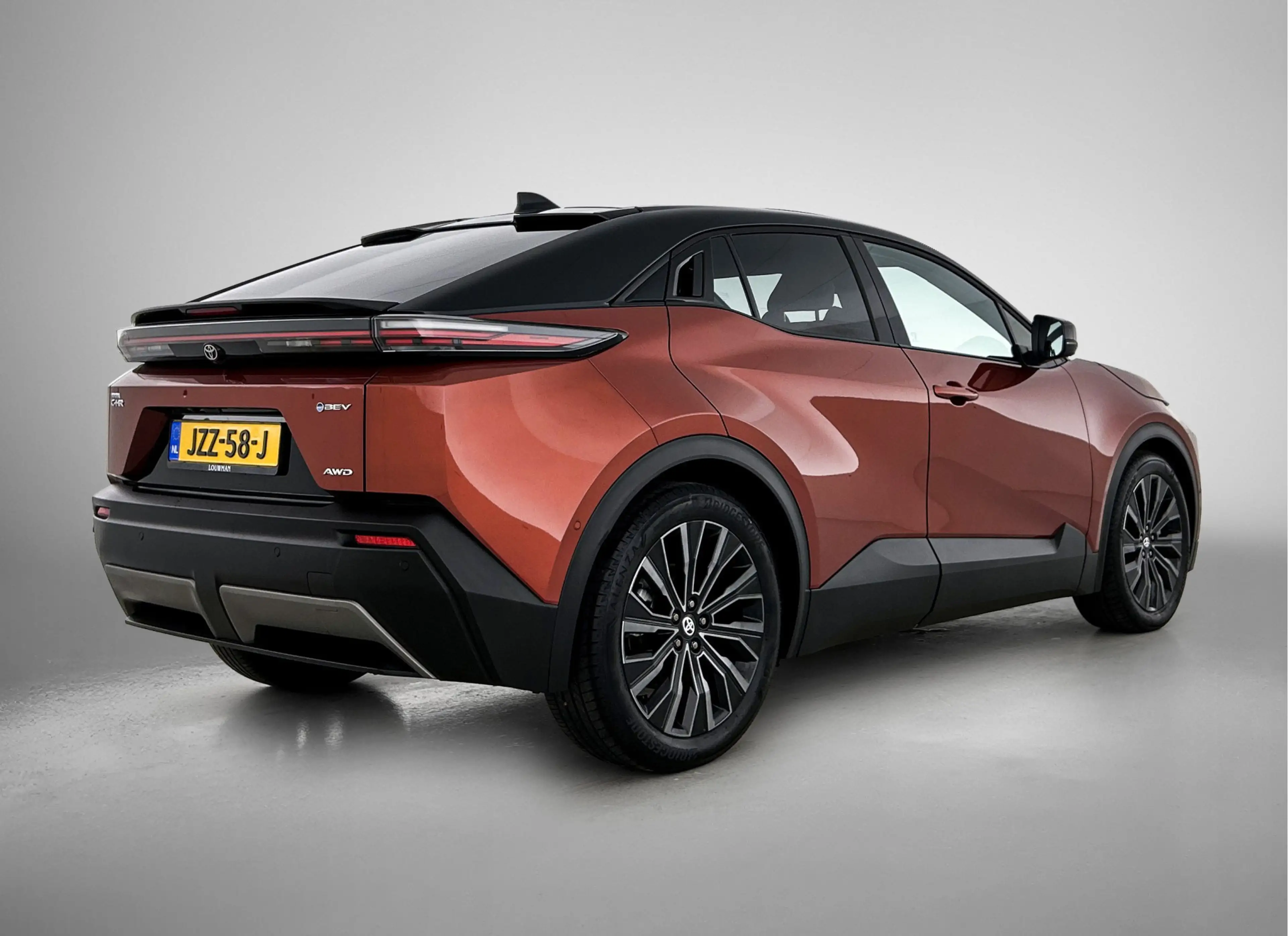Toyota C-HR+ Executive AWD 77 kWh — photo 2