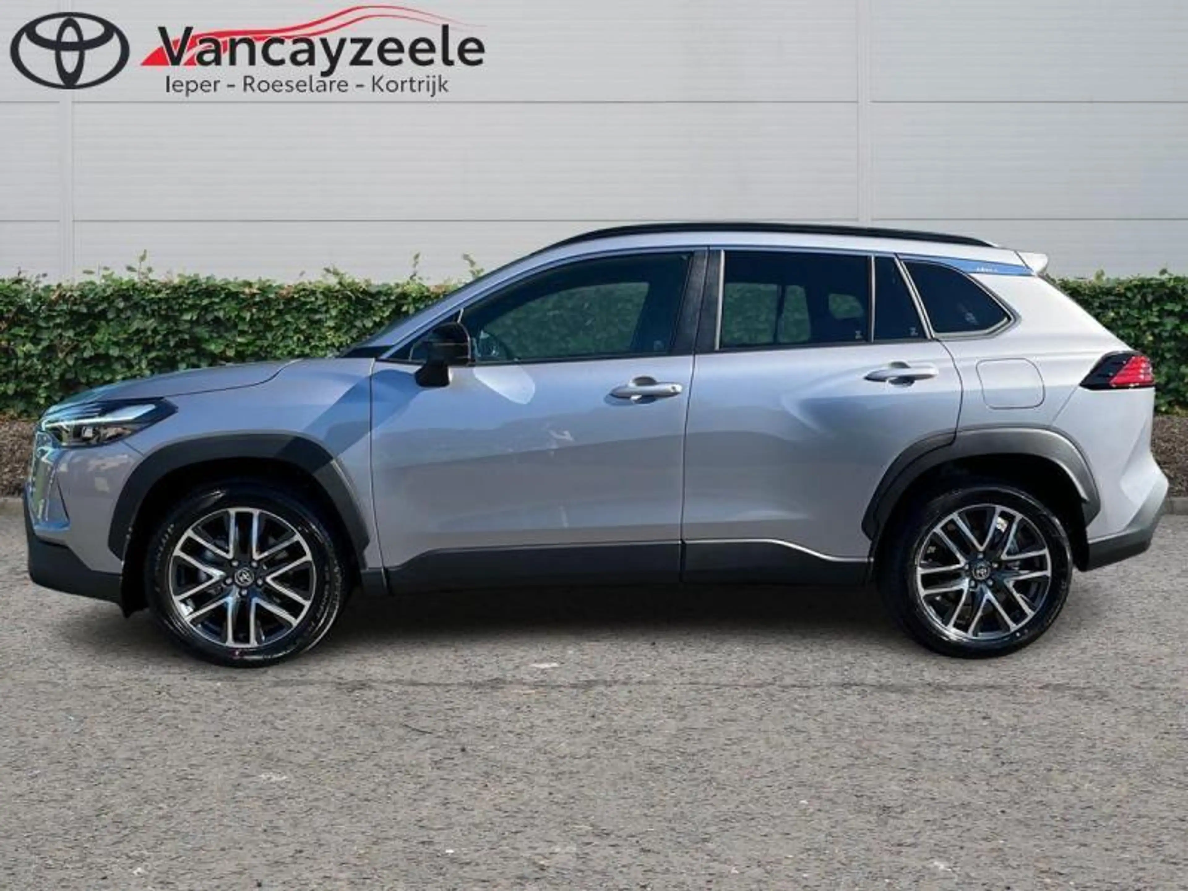 Toyota Corolla Cross Style+cam+gps+sens V+A — photo 5