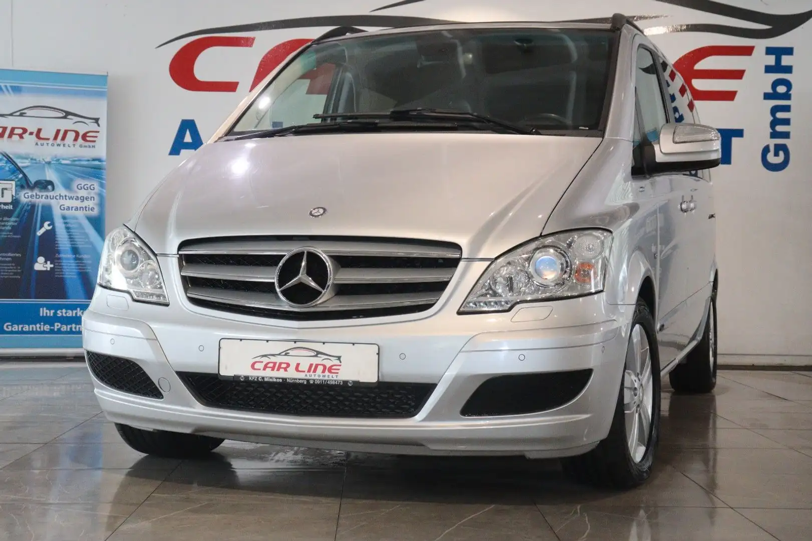 Mercedes-Benz Viano 3.0 CDI Ambiente Edition kompakt *7-Sitze* Zilver - 1