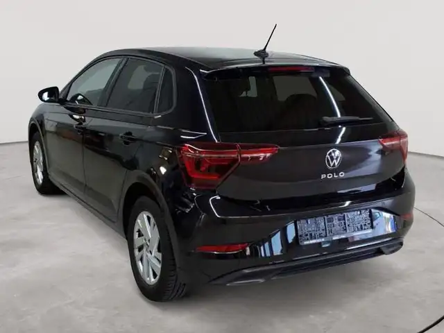 Volkswagen Polo view 5