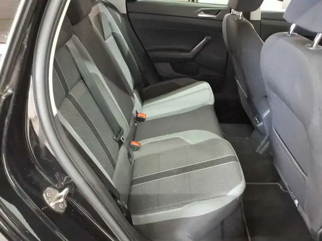 Volkswagen Polo view 14