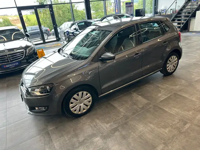 Volkswagen Polo view 22