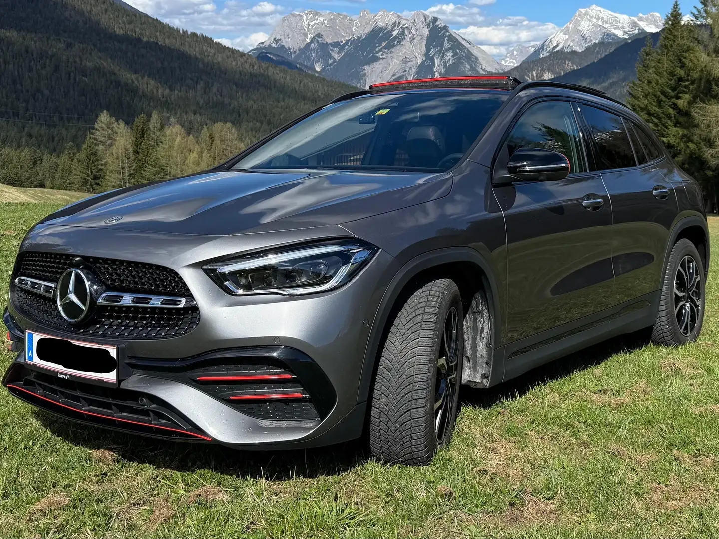 Mercedes-Benz GLA 200 GLA 200 4MATIC Aut. Grau - 1