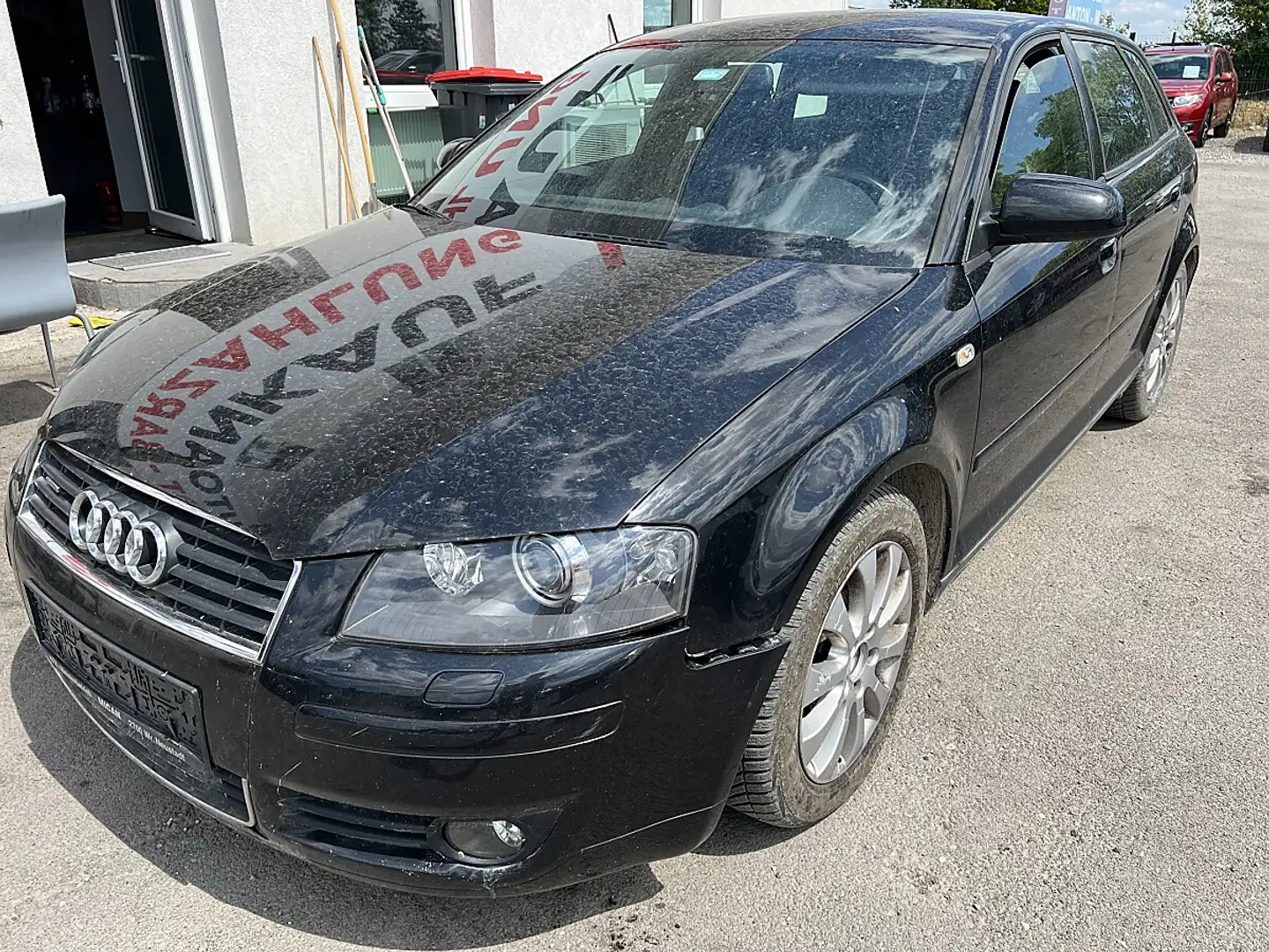 Audi A3 SB quattro 25 2,0 TDI *LEICHTER WILDSCHADEN* Schwarz - 1