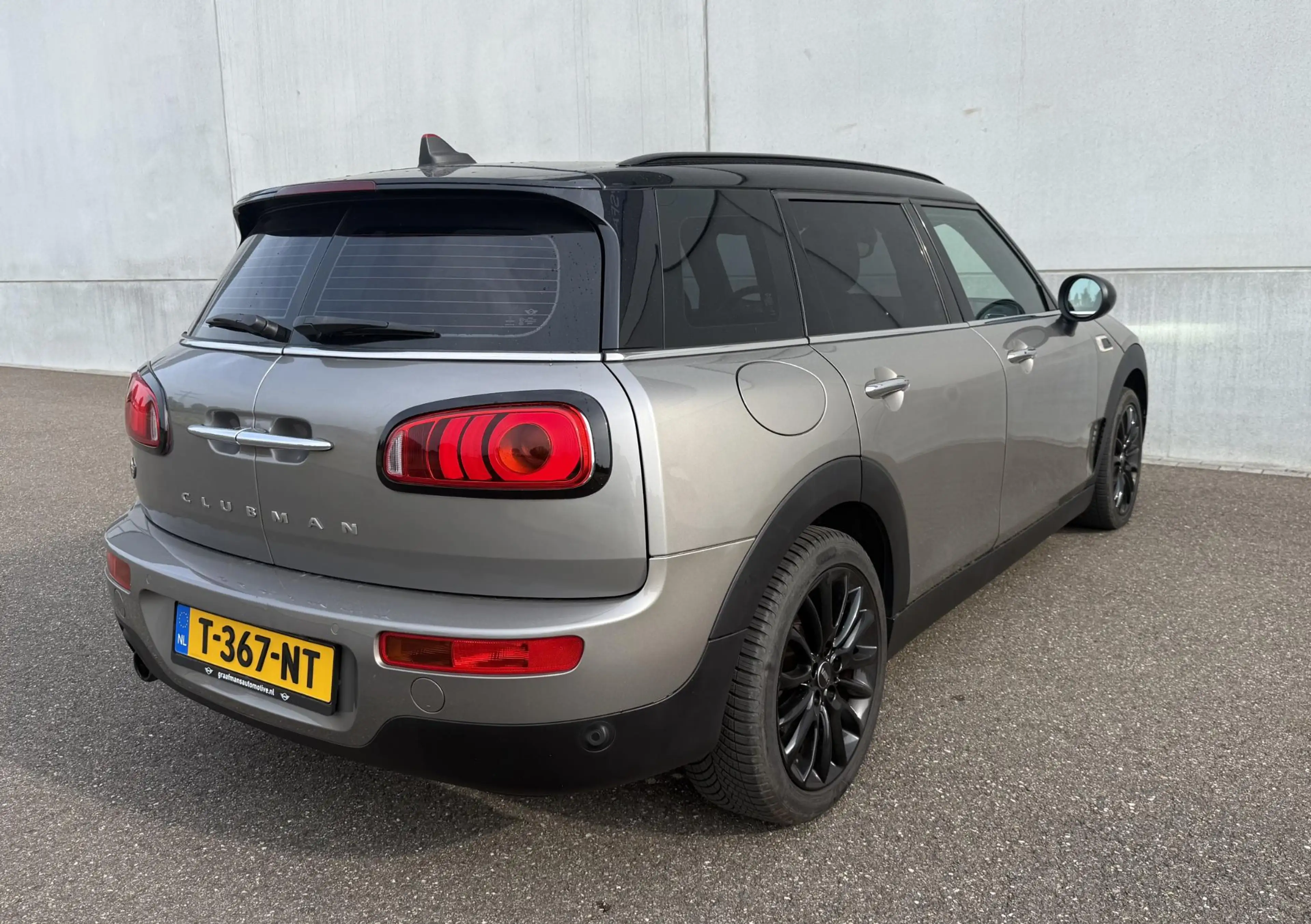 MINI Cooper Clubman 1.5 Chili Serious Business VOL!! Chesterfield Blau — photo 4