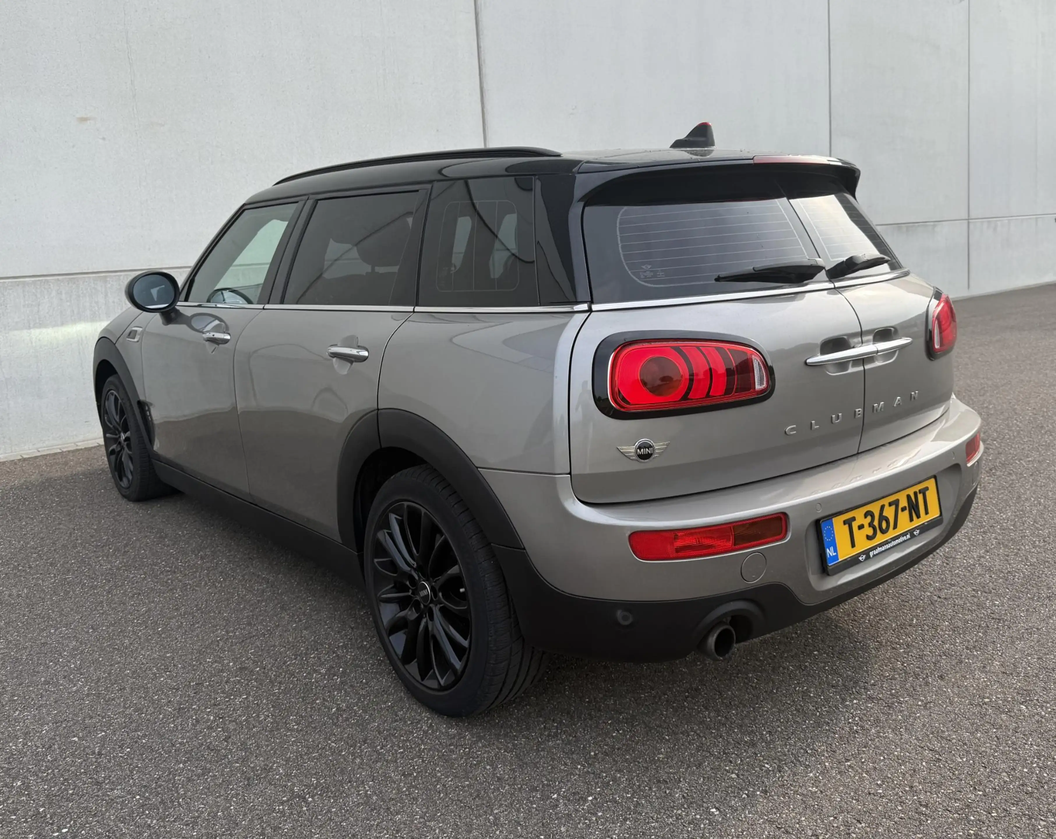 MINI Cooper Clubman 1.5 Chili Serious Business VOL!! Chesterfield Blau — photo 6