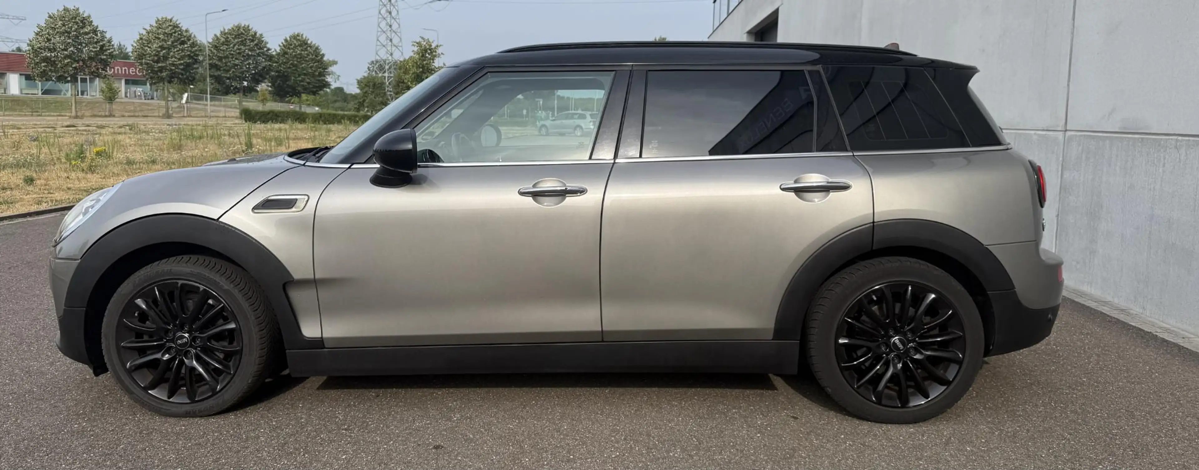 MINI Cooper Clubman 1.5 Chili Serious Business VOL!! Chesterfield Blau — photo 8