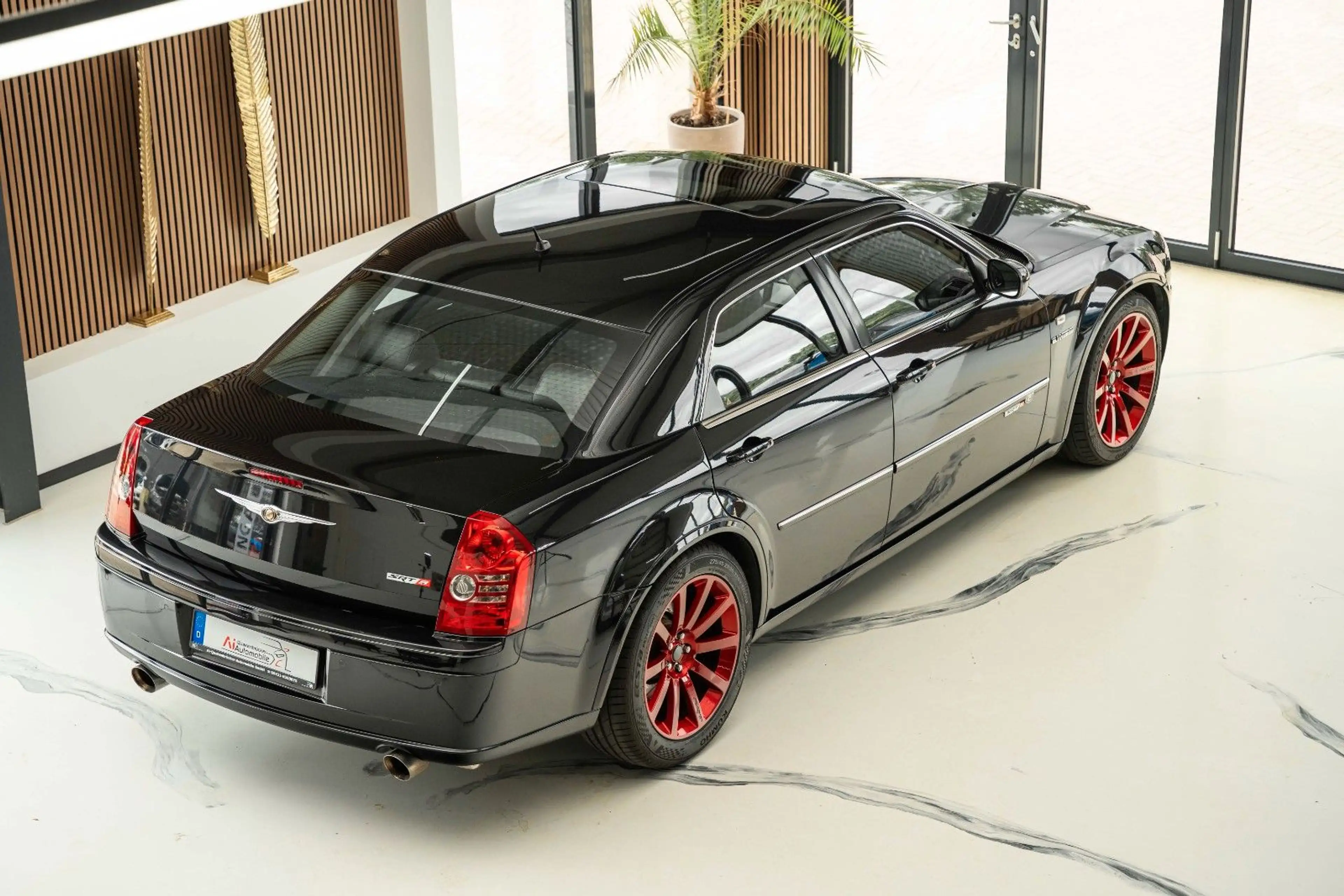 Chrysler 300C 6.1 SRT8 — photo 6