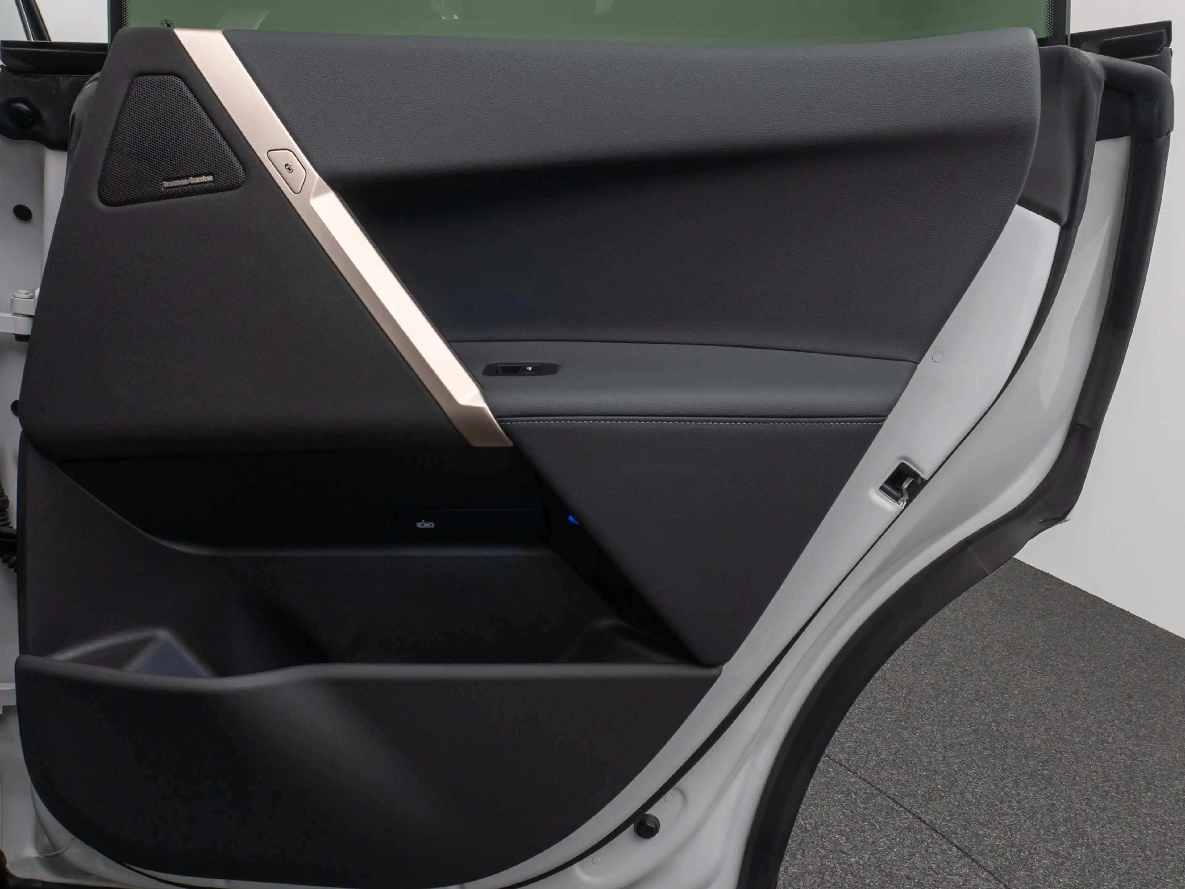 BMW iX Sport SkyLounge 360°DAB H K AHK 22Zoll — photo 31