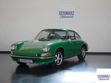 911 E 2,2