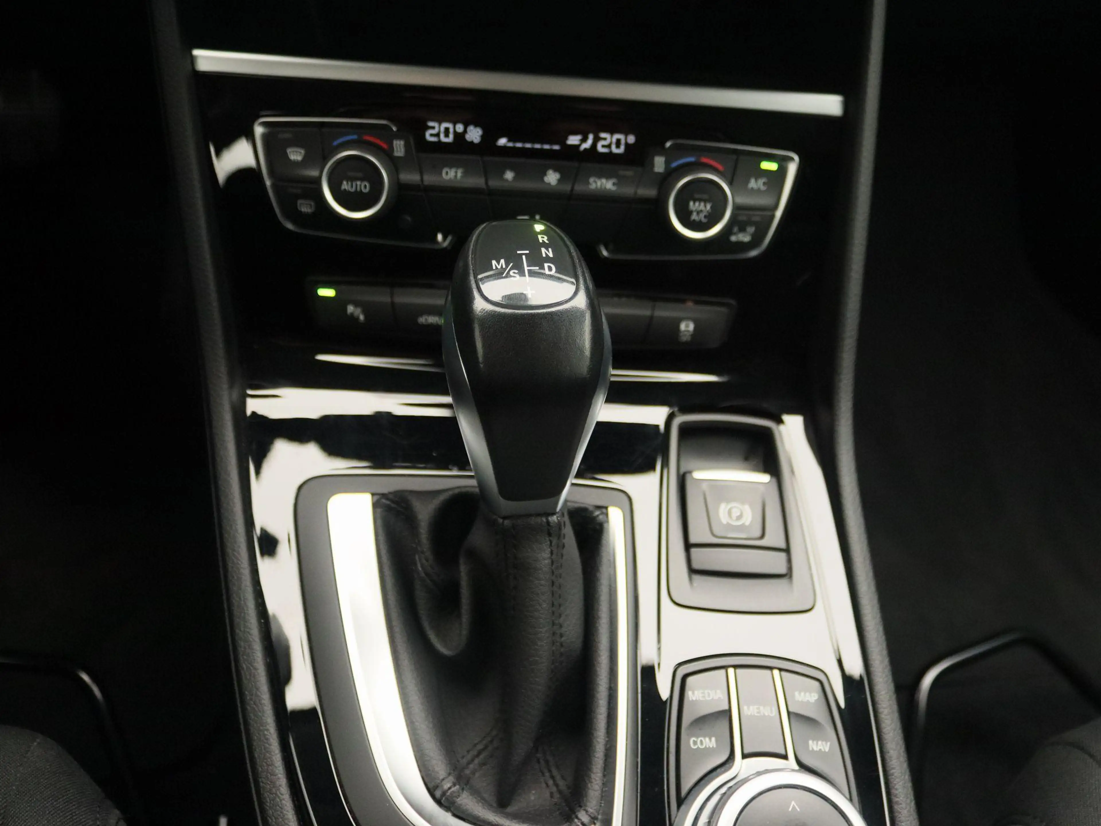 BMW 225 2-serie Active Tourer 225xe iPerformance | Climate — photo 11