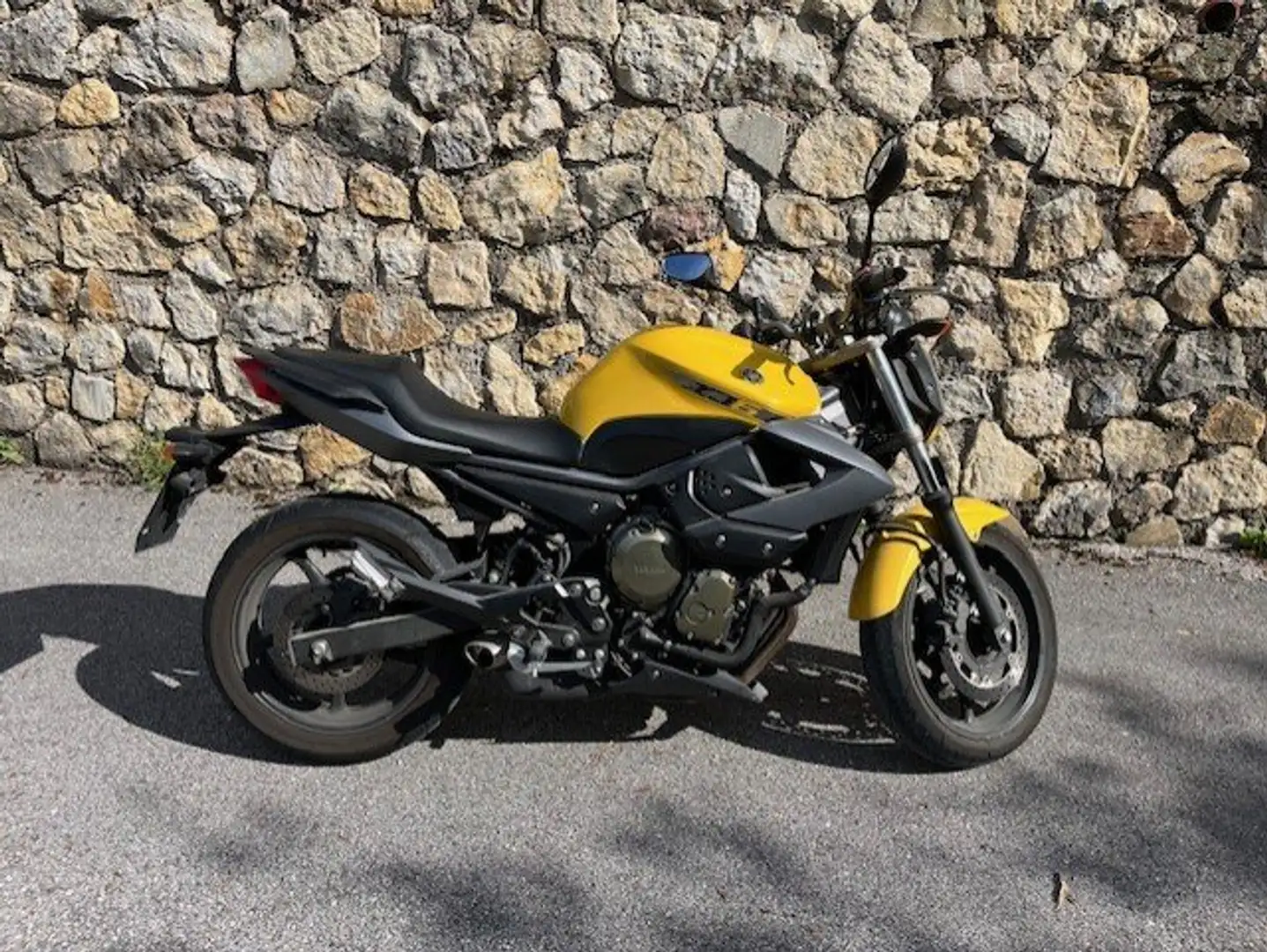 Yamaha XJ 6 Sárga - 1