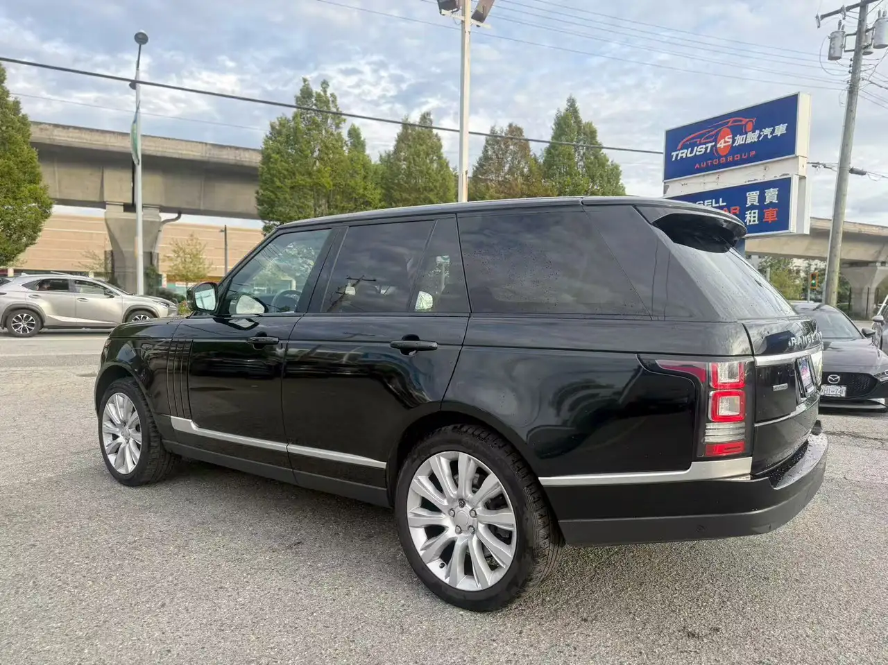 Land Rover Range Rover снимка Land Rover Range Rover