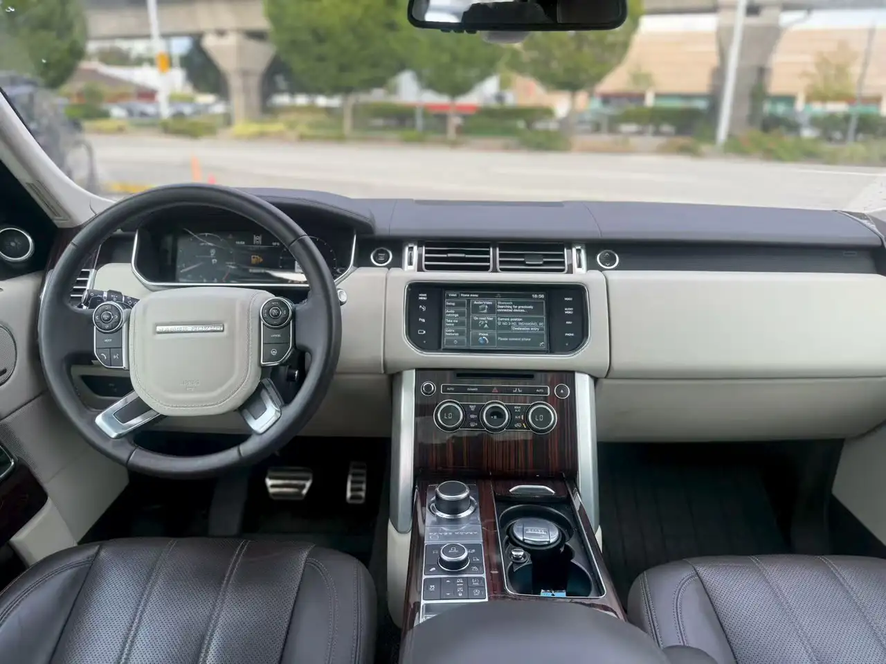 Land Rover Range Rover снимка Land Rover Range Rover