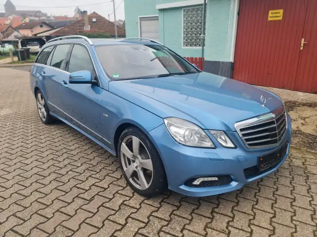 Mercedes-Benz E 250 E T-Modell E 250 CDI BlueEfficiency