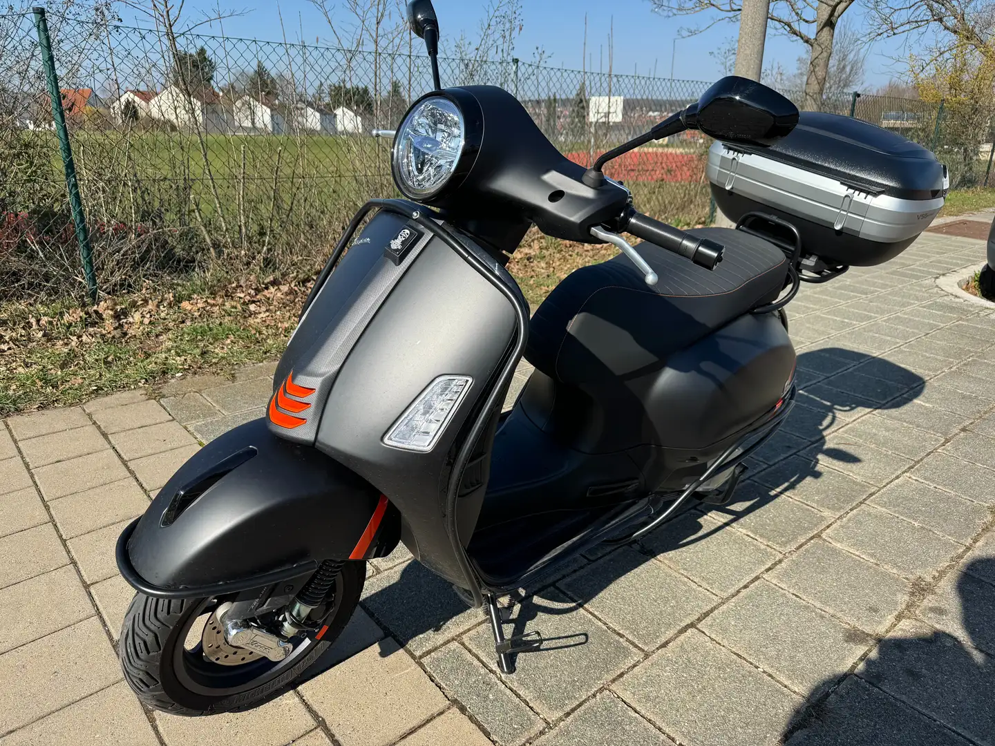 Vespa GTS Super Sport 300 Vespa gts 300 SuperSport sw 5.977Km  Garantie 3-26 Noir - 1