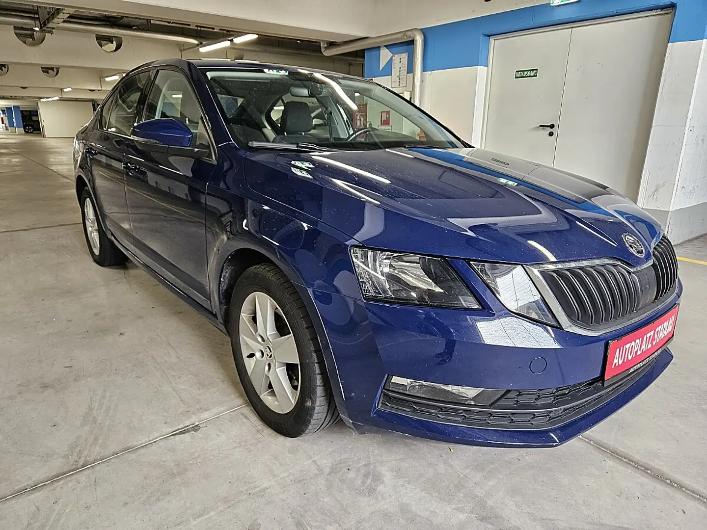 Skoda Octavia 2,0 TDI Ambition Blau - 2