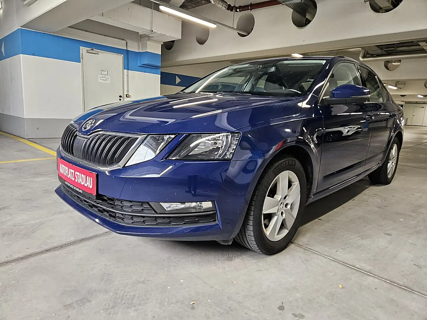 Skoda Octavia 2,0 TDI Ambition Blau - 1