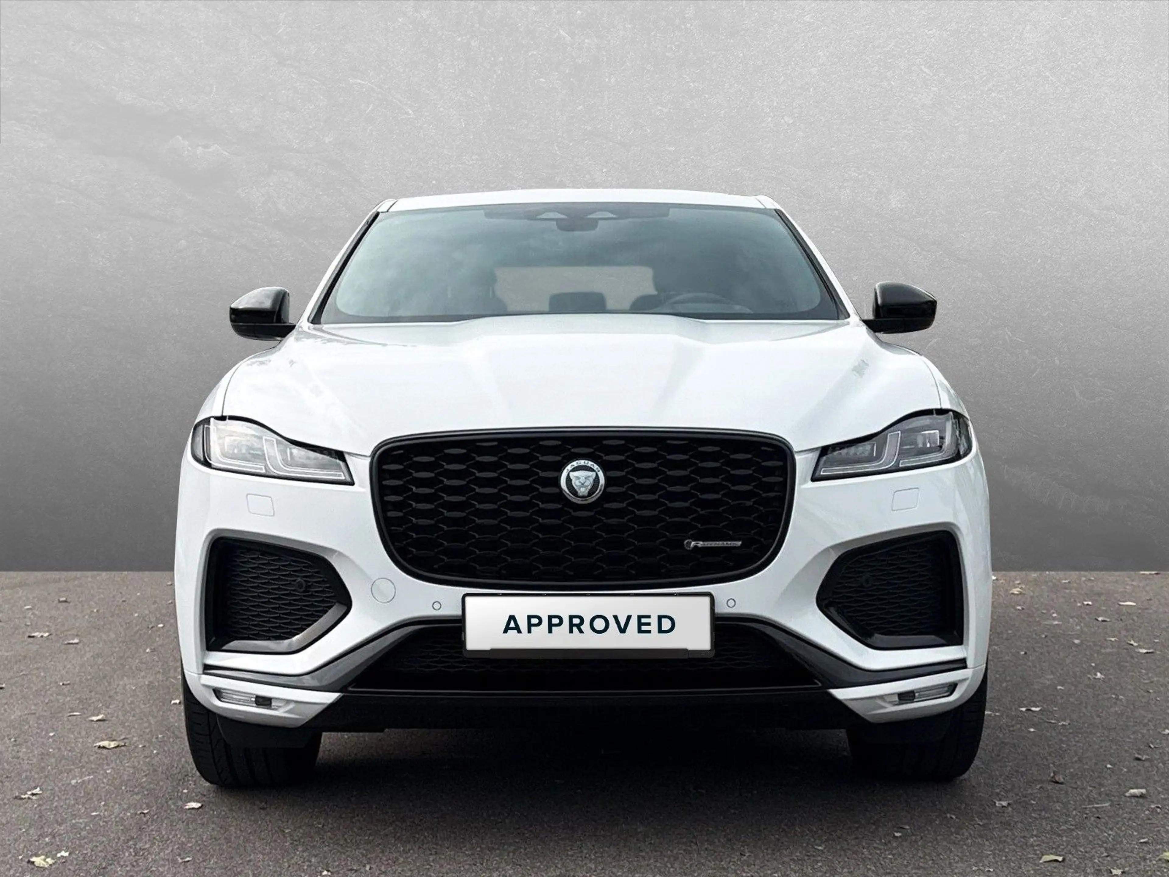 Jaguar F-Pace P250 AWD R-DYNAMIC HSE  ACC LED HUD SD — photo 8