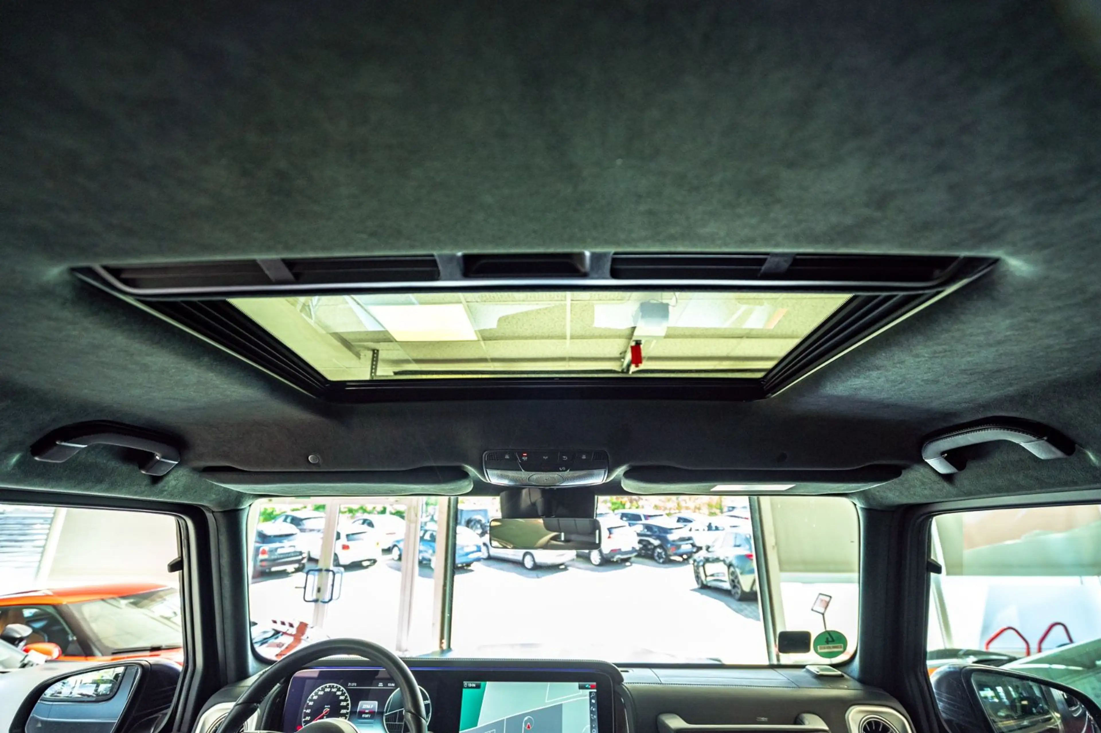 Mercedes-Benz G 400 G400d *AMG Line*Superior*Burmester*Full Options* — photo 29