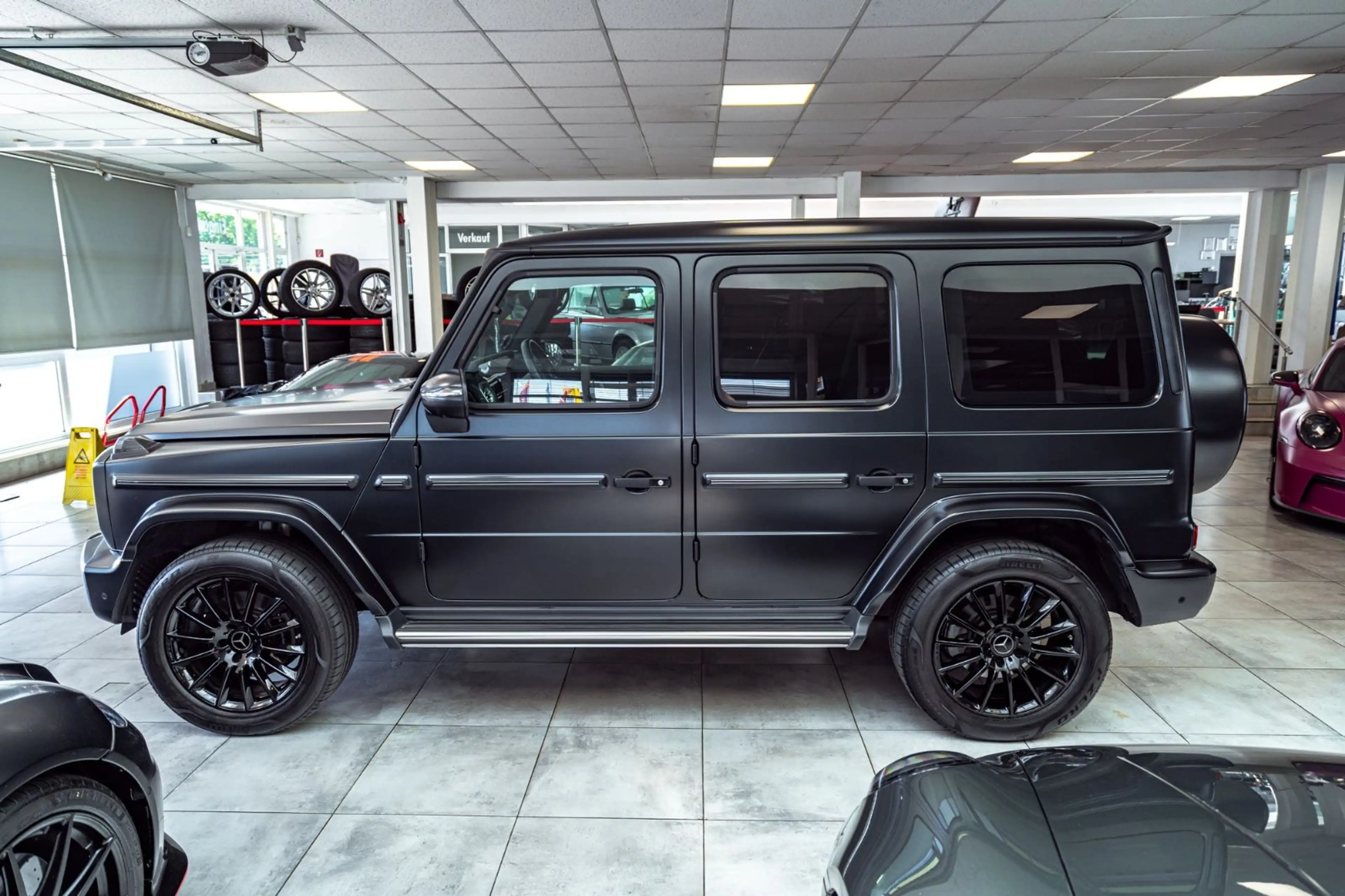 Mercedes-Benz G 400 G400d *AMG Line*Superior*Burmester*Full Options* — photo 4