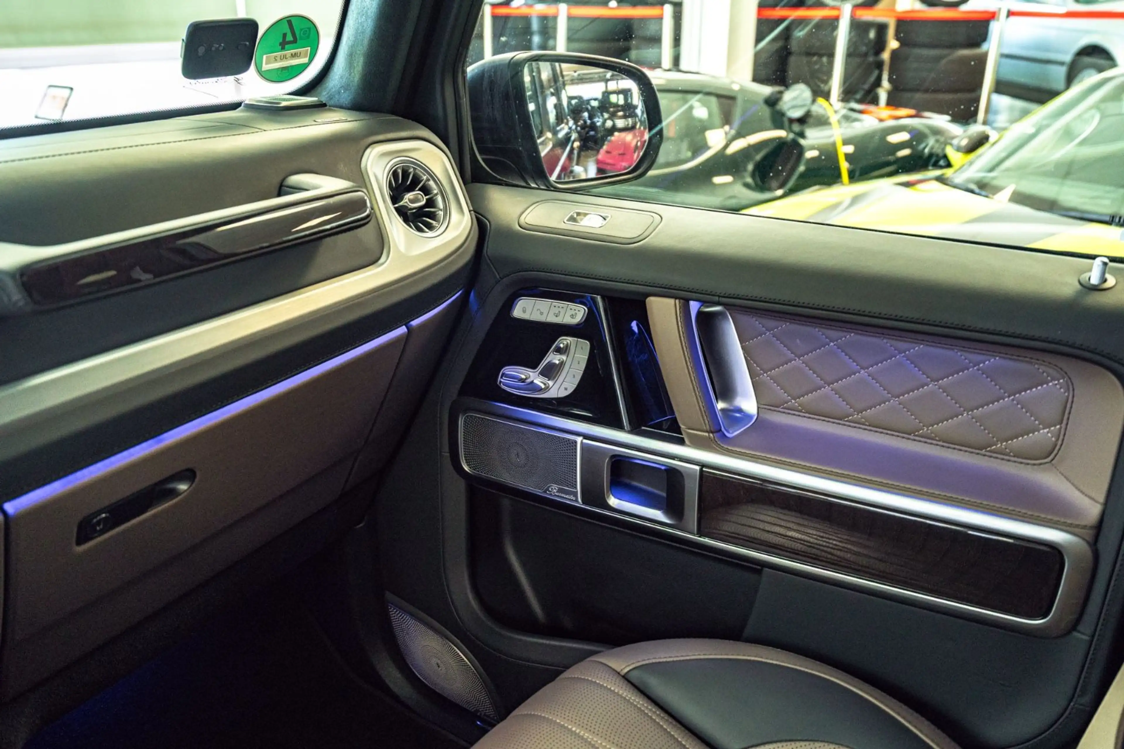 Mercedes-Benz G 400 G400d *AMG Line*Superior*Burmester*Full Options* — photo 44