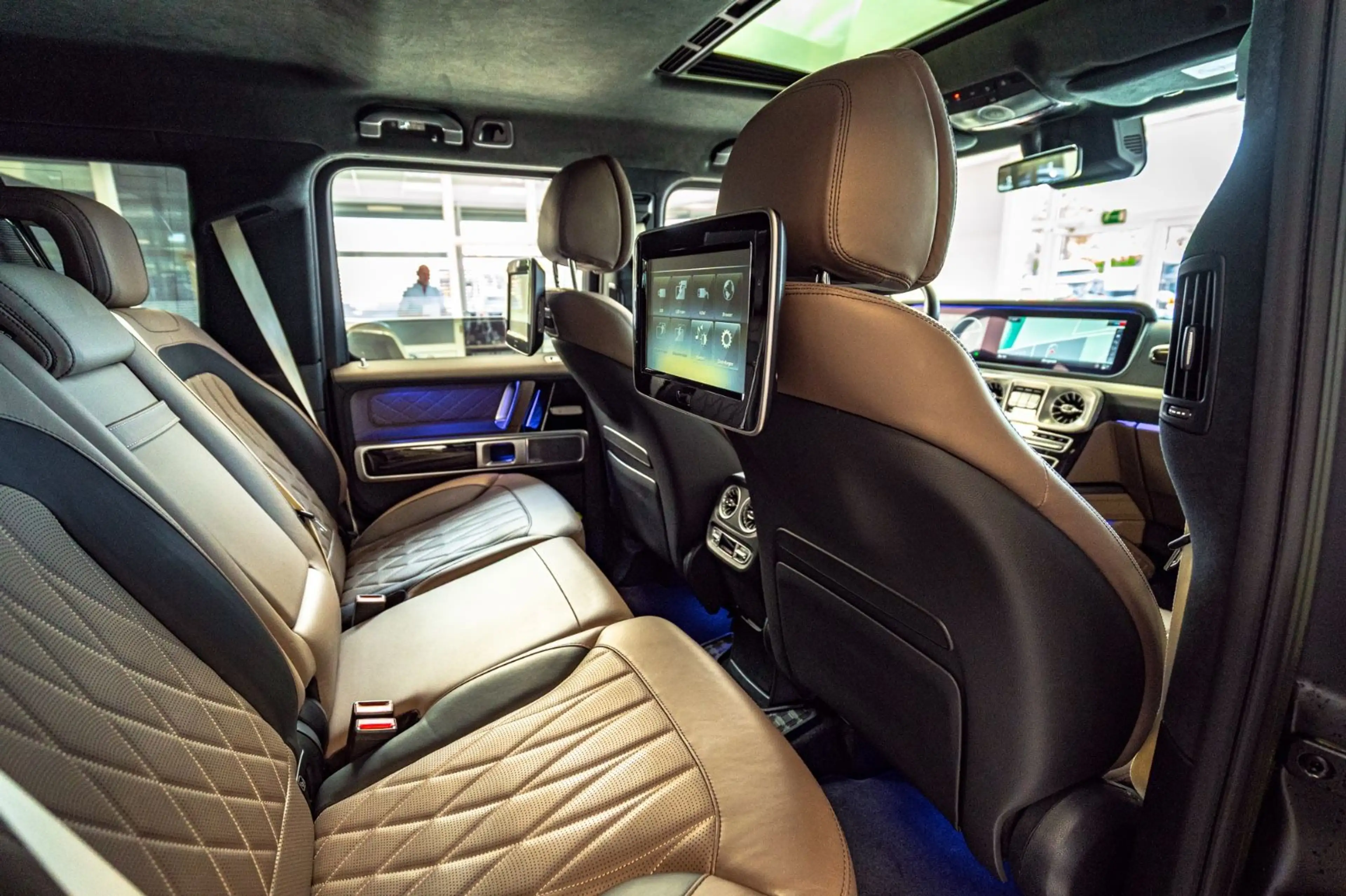 Mercedes-Benz G 400 G400d *AMG Line*Superior*Burmester*Full Options* — photo 47
