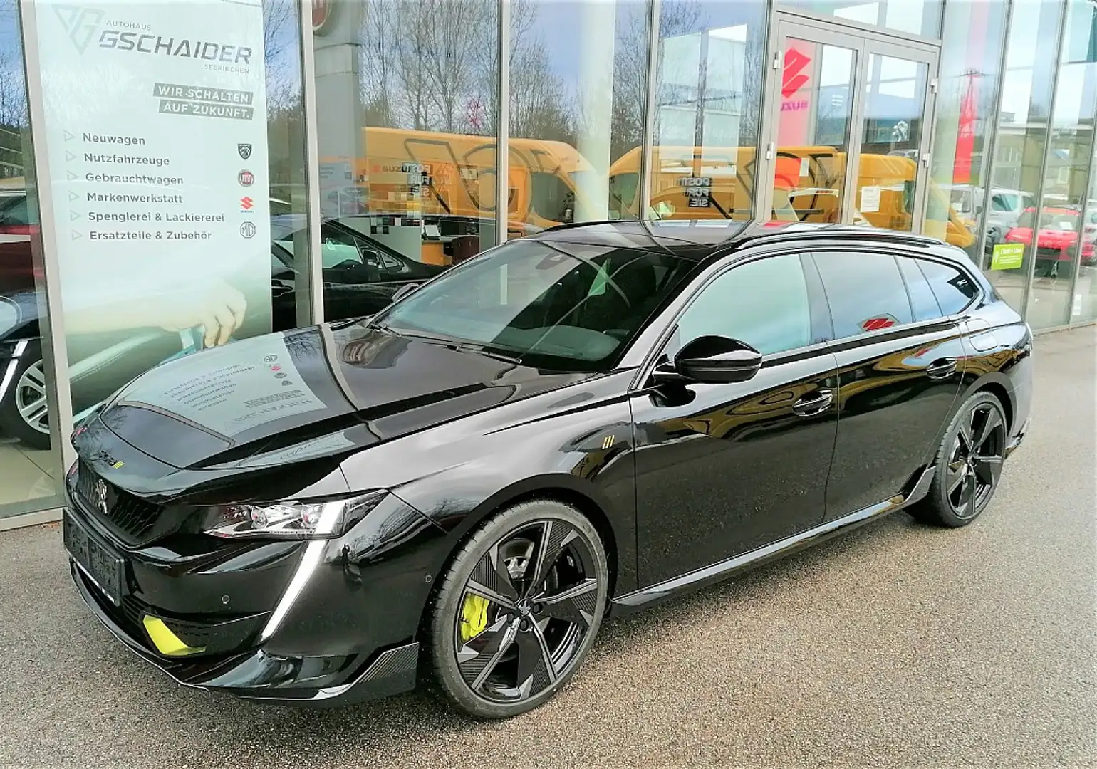 Peugeot 508 SW Hybrid 360 e-EAT8 Peugeot Sport Engineered A... Schwarz - 2