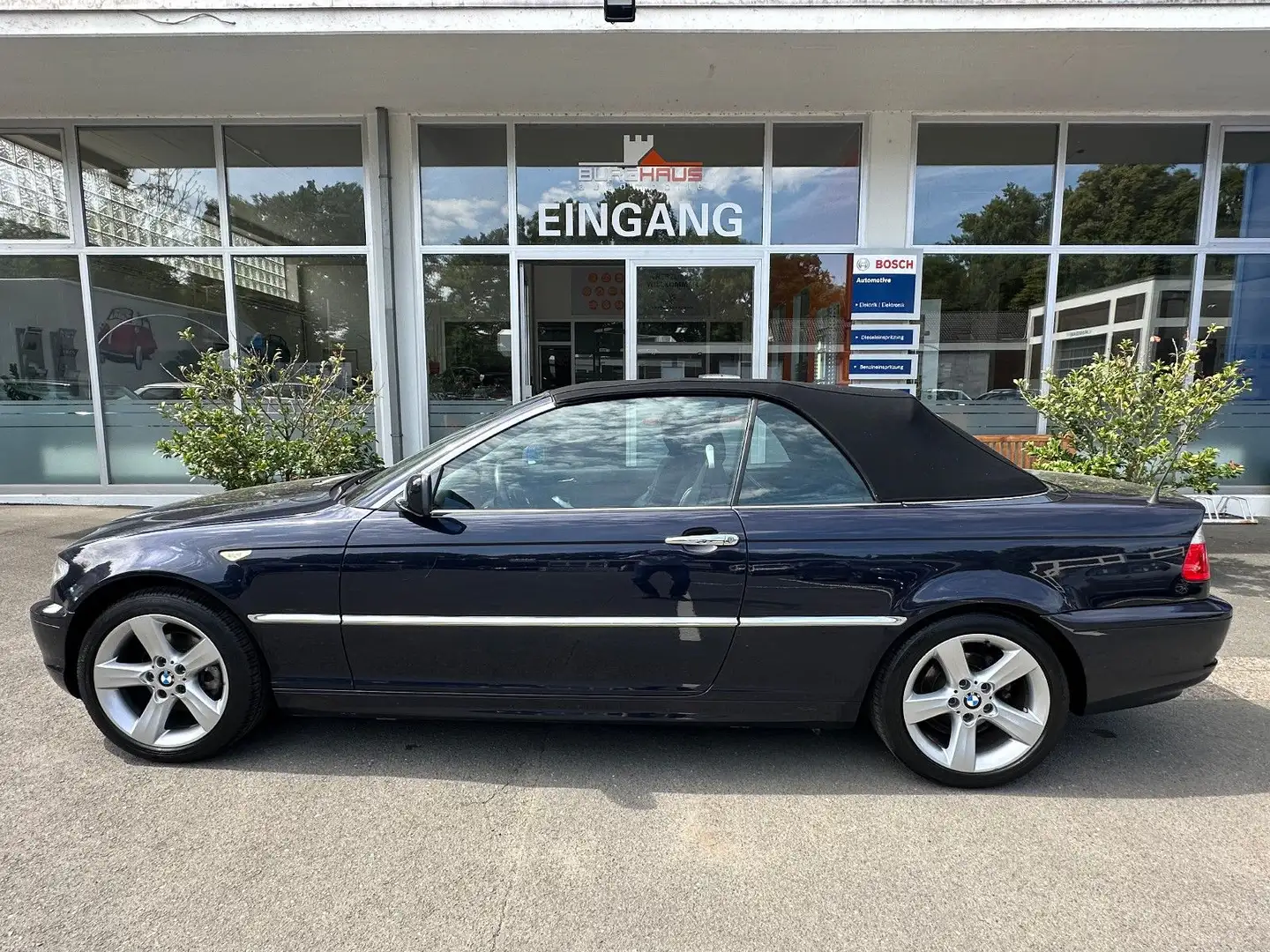 BMW 318 ci CABRIO/KLIMA/LEDER/SHZ/E-SITZE plava - 2