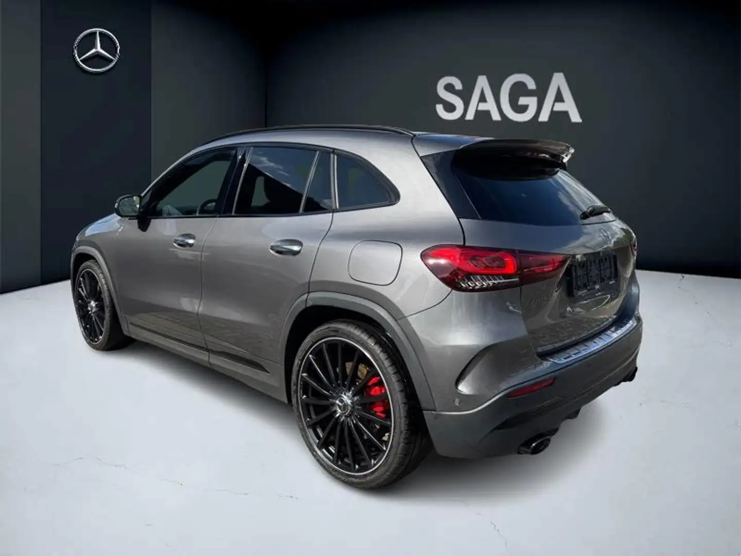 Mercedes-Benz GLA 35 AMG 4MATIC Gris - 2