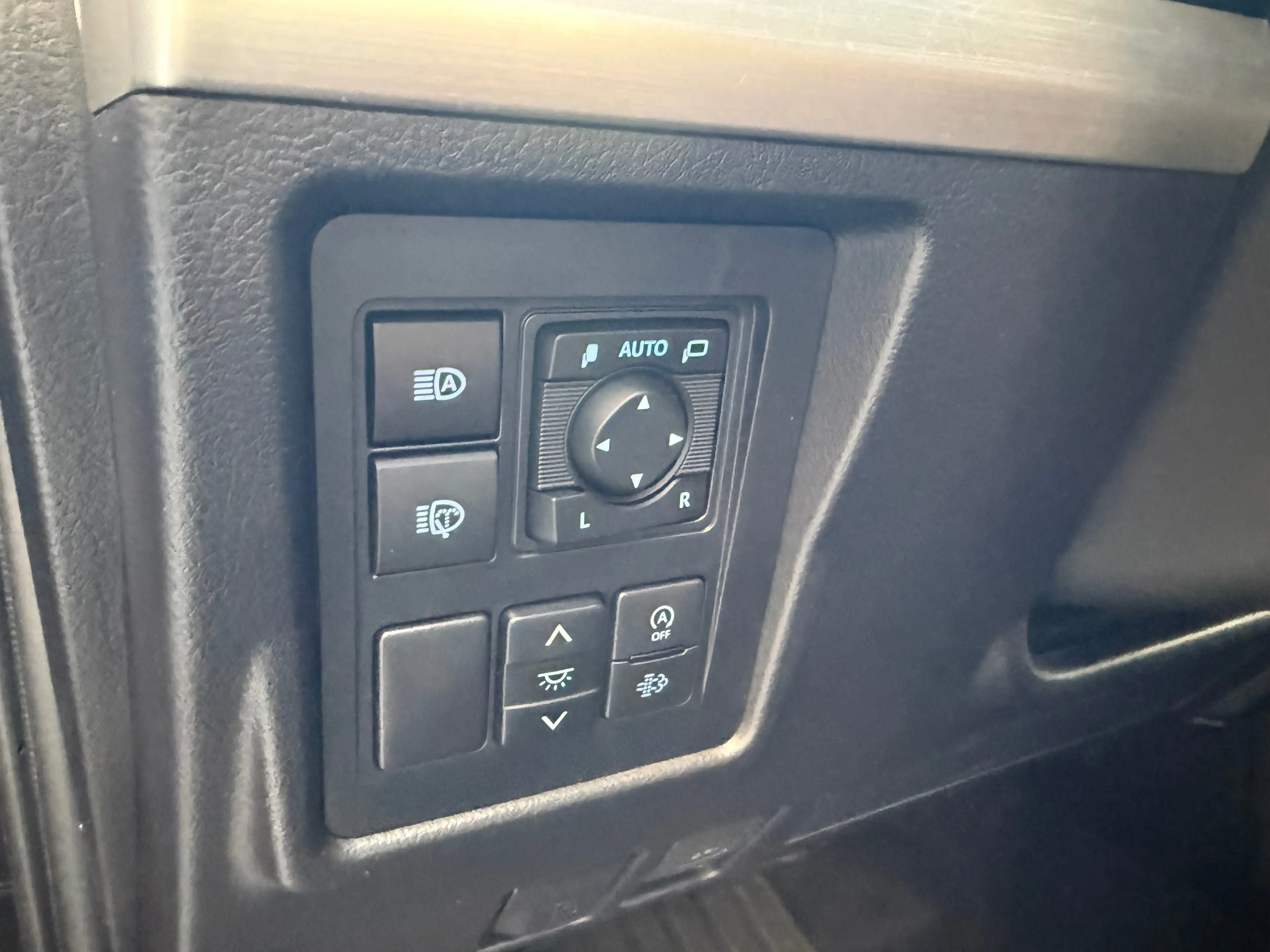 Toyota Land Cruiser Land Cruiser 2.8 D-4D Premium 7PLACES FULL OPTION ÉTAT NEUF AUTOMATIQUE ✅ — photo 14