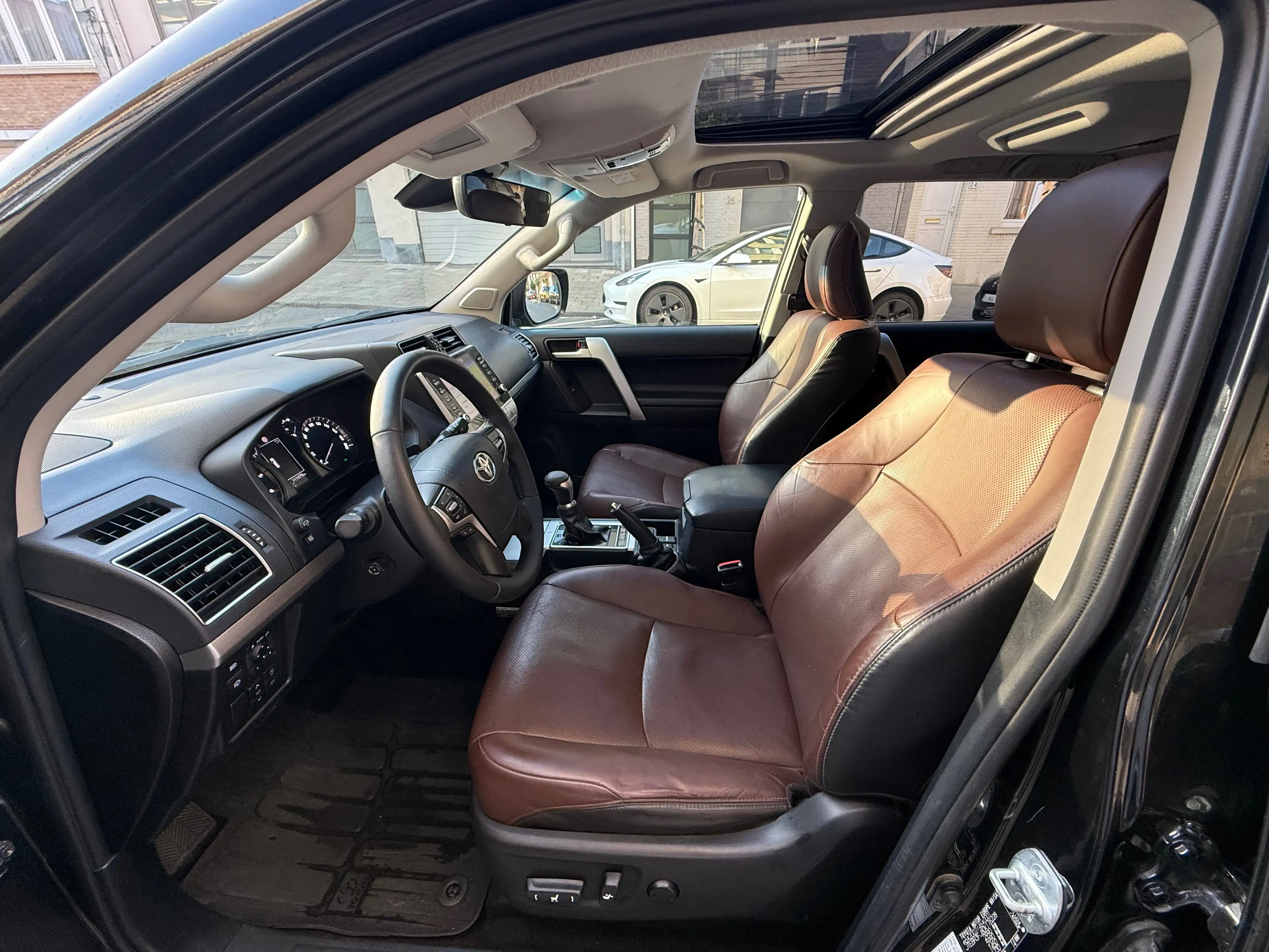 Toyota Land Cruiser Land Cruiser 2.8 D-4D Premium 7PLACES FULL OPTION ÉTAT NEUF AUTOMATIQUE ✅ — photo 12