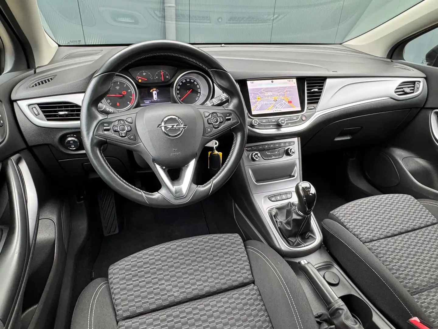 Opel Astra Sports Tourer 1.0 Business+ * Navigatie * Comforts Schwarz - 2