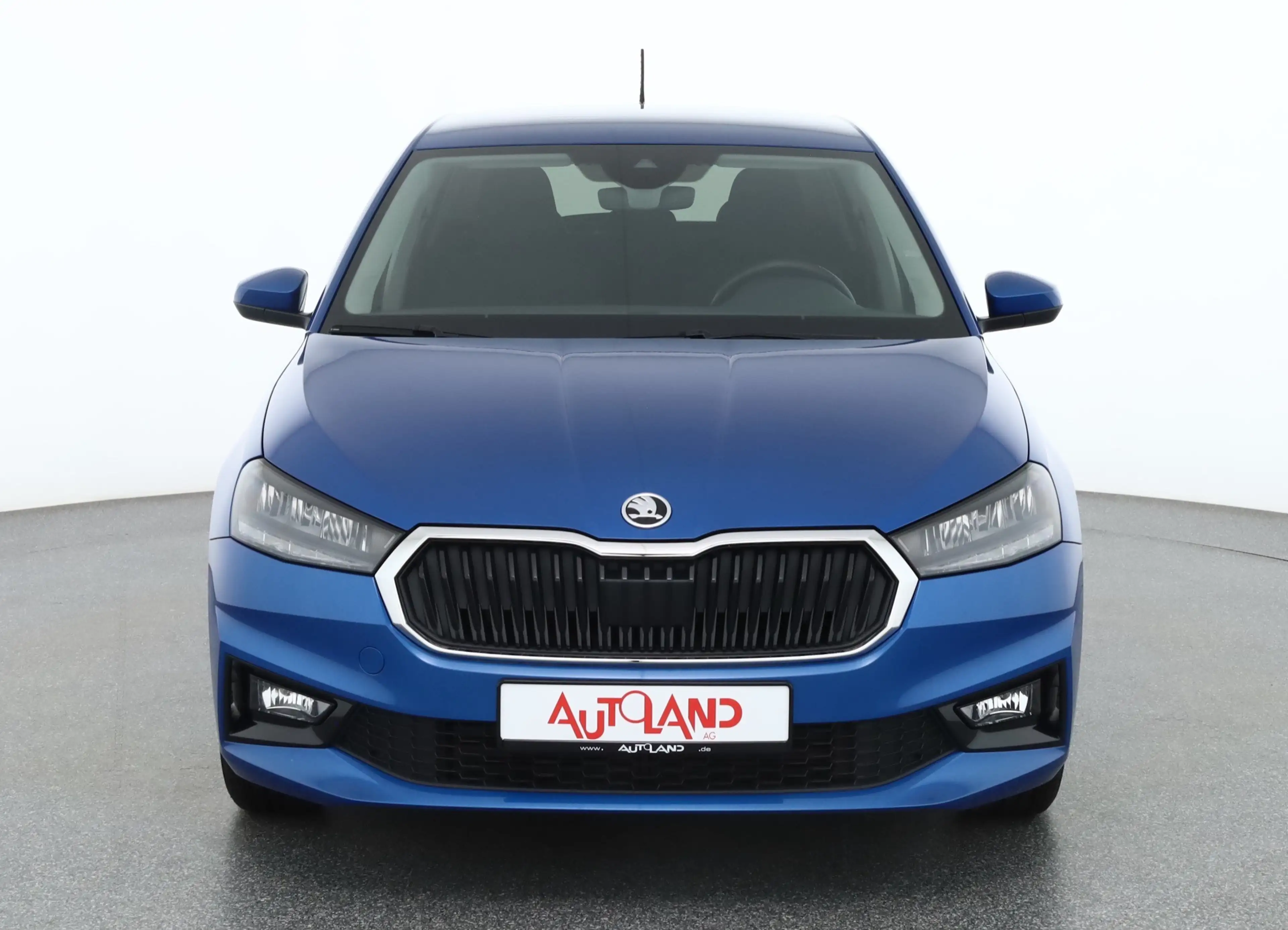 Skoda Fabia 1.0 TSI DSG LED Navi SmartLink ACC DAB — photo 8