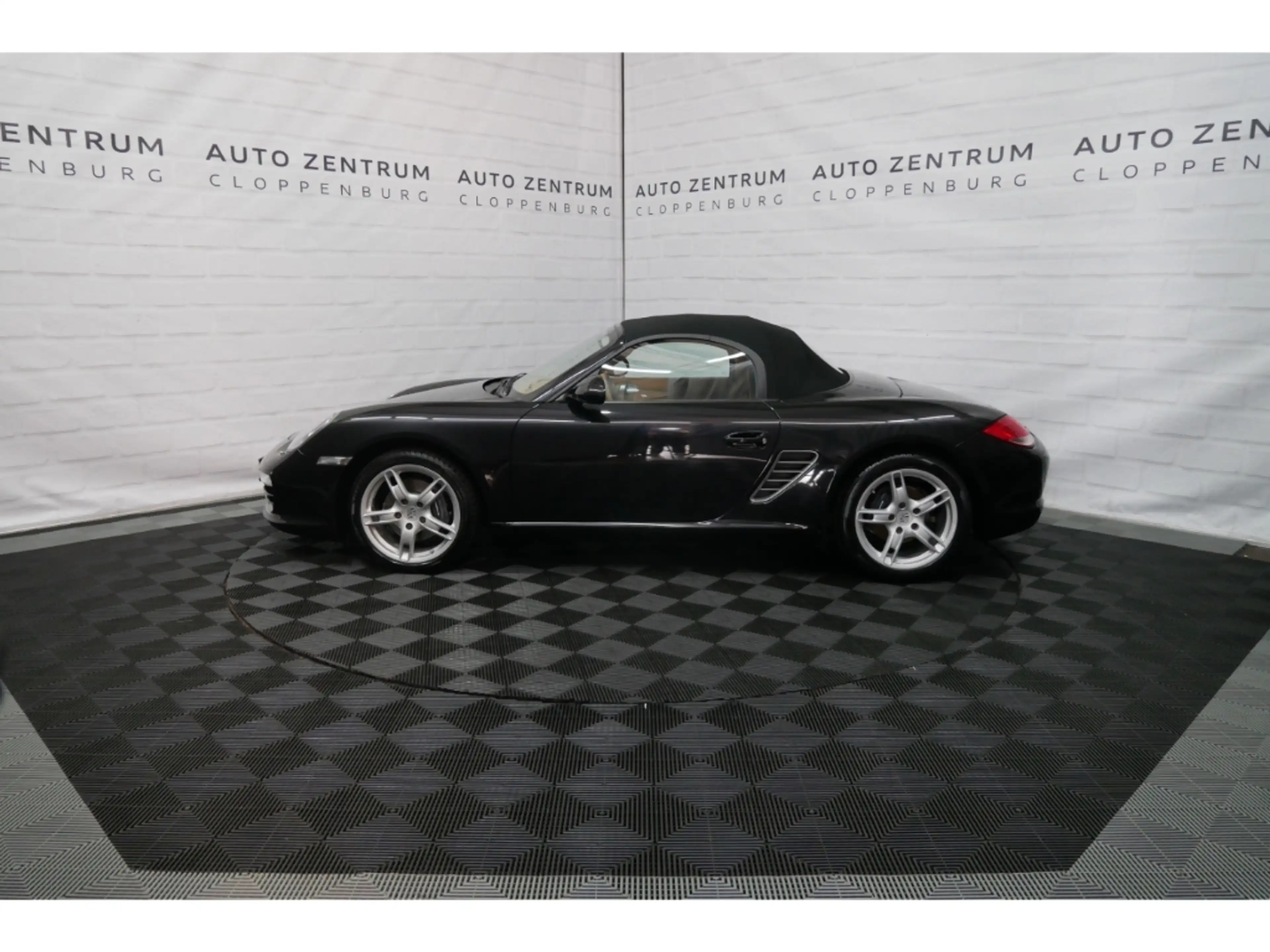 Porsche Boxster 2.9 Bi-Xenon+Leder+Sportsitze+PDC+18'' — photo 2