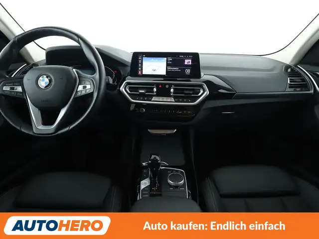 BMW X3 view 12