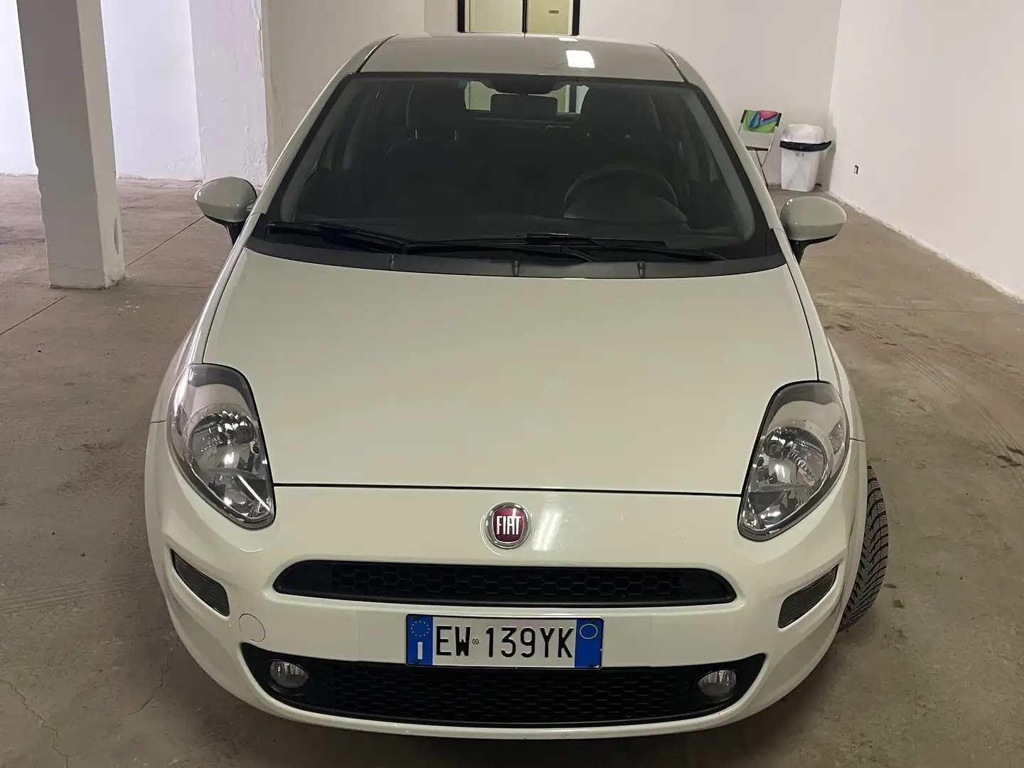 Fiat Punto Punto III 2012 3p 1.3 mjt II 16v Lounge 75cv E5+ Bianco - 1
