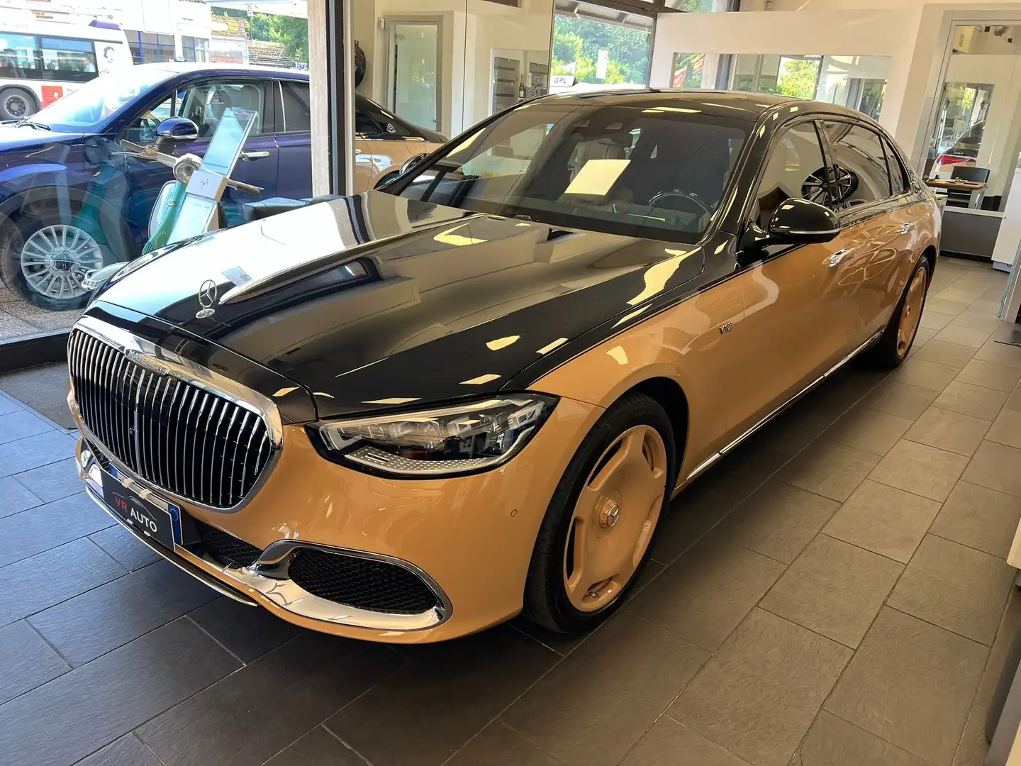 Maybach S680 Limited Edition VIRGIL ABLOH 1 DI 150  4matic Nero - 2