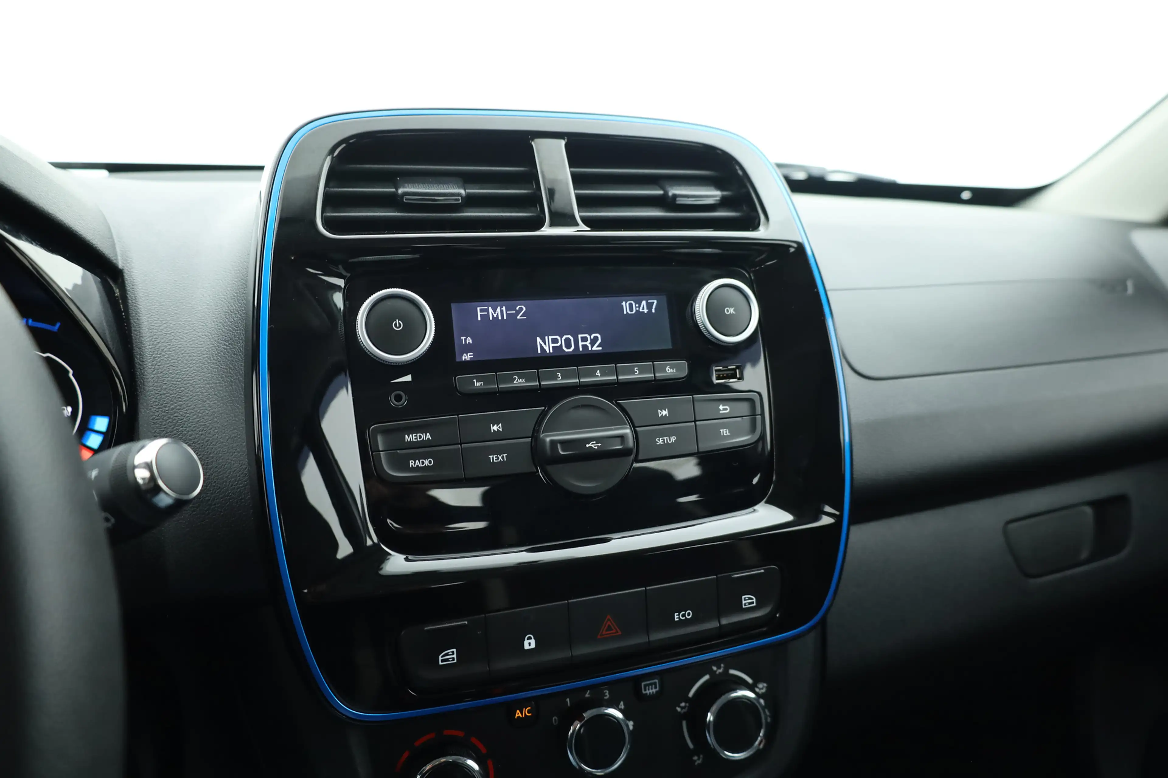 Dacia Spring Comfort 27 kWh | SOH 90% | Rijklaar! | All Season — photo 15