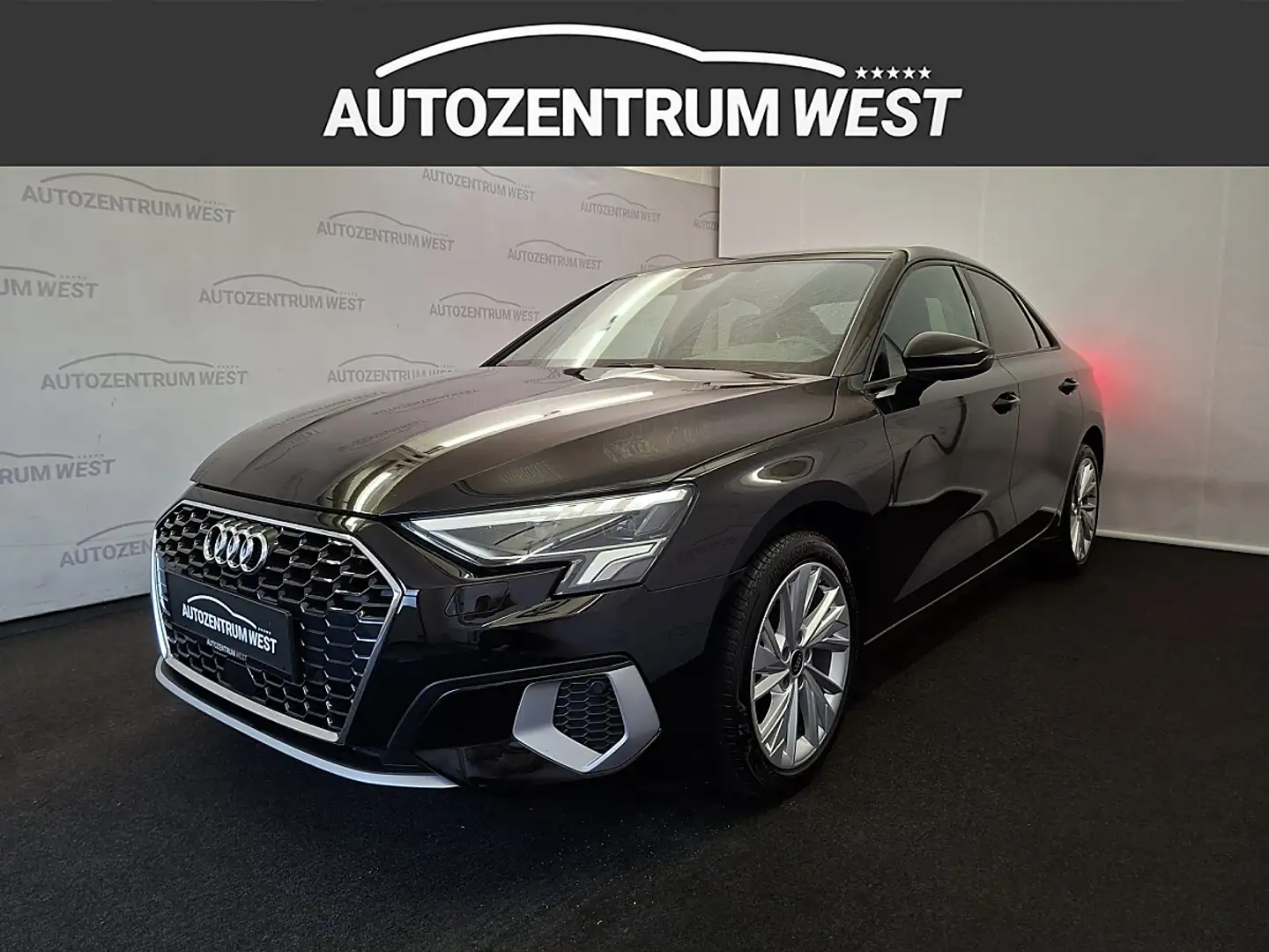 Audi A3 30 TFSI Limo advanced...LED/AHK/Kamera Schwarz - 1