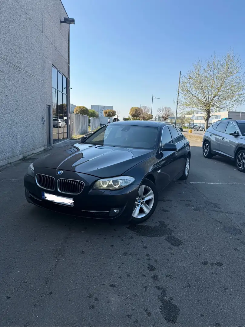 BMW 523 523i - 2
