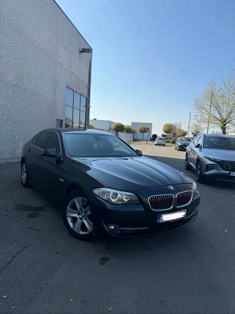 BMW 523 523i - 1