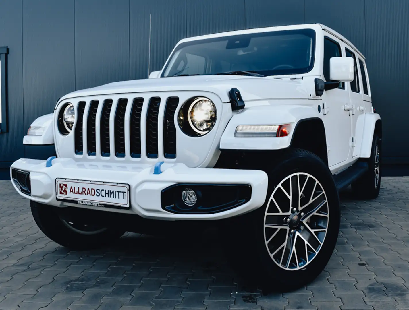 Jeep Wrangler Unlimited High Altitude PHEV - 1