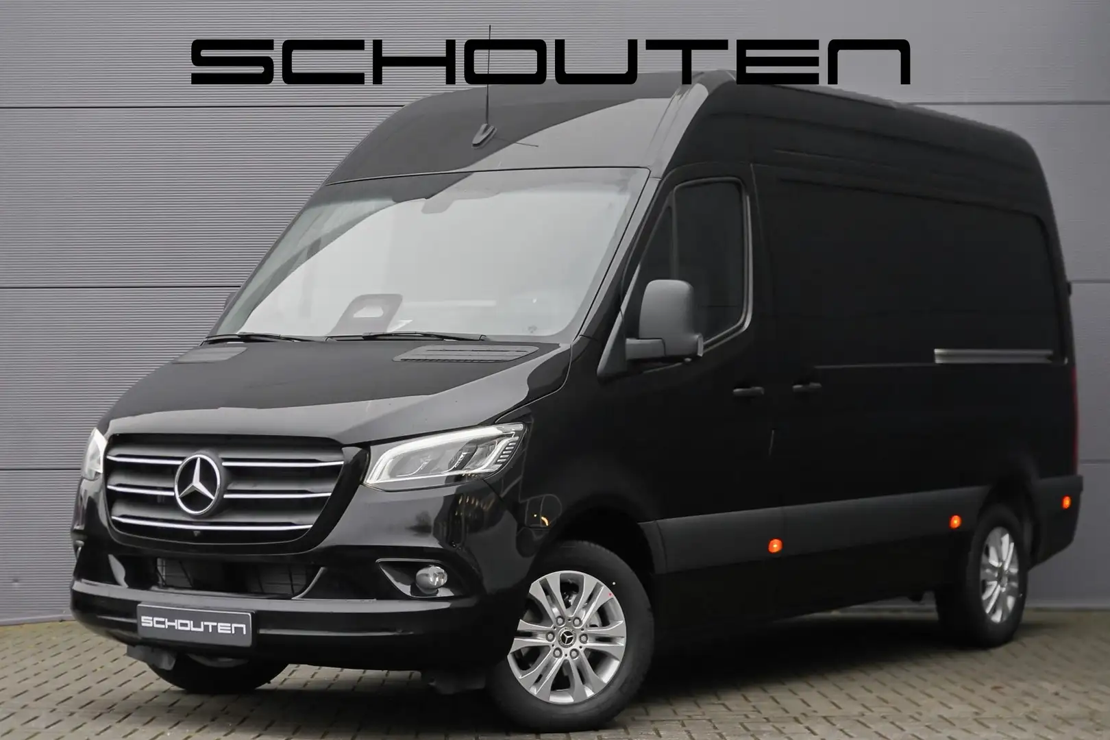 Mercedes-Benz Sprinter 319 1.9 CDI L2H2 RWD 2x Schuifdeur 360° Distronic Noir - 1